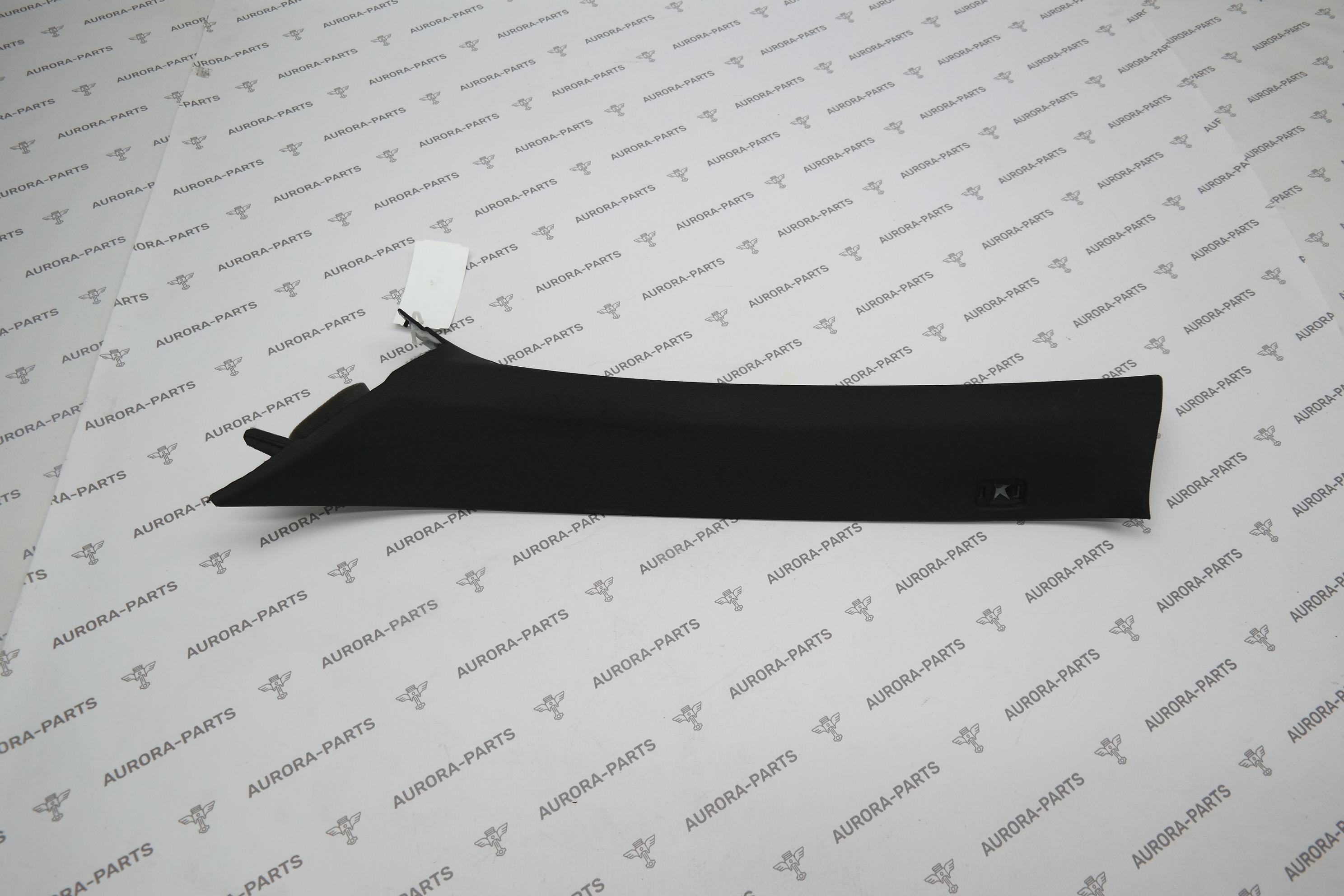 Обшивка стойки A LH Volvo XC90