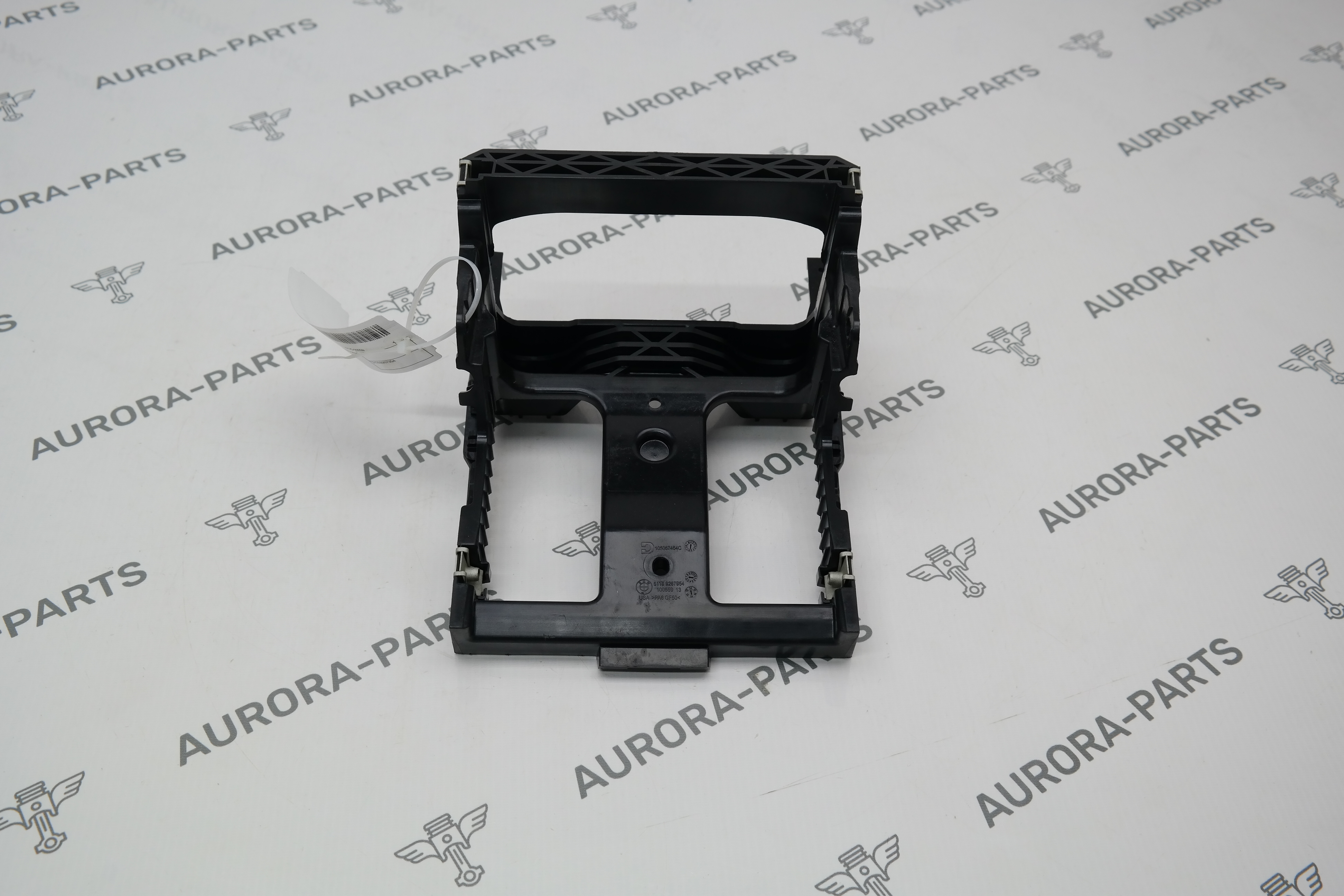 Кронштейн центральной консоли задней BMW X5