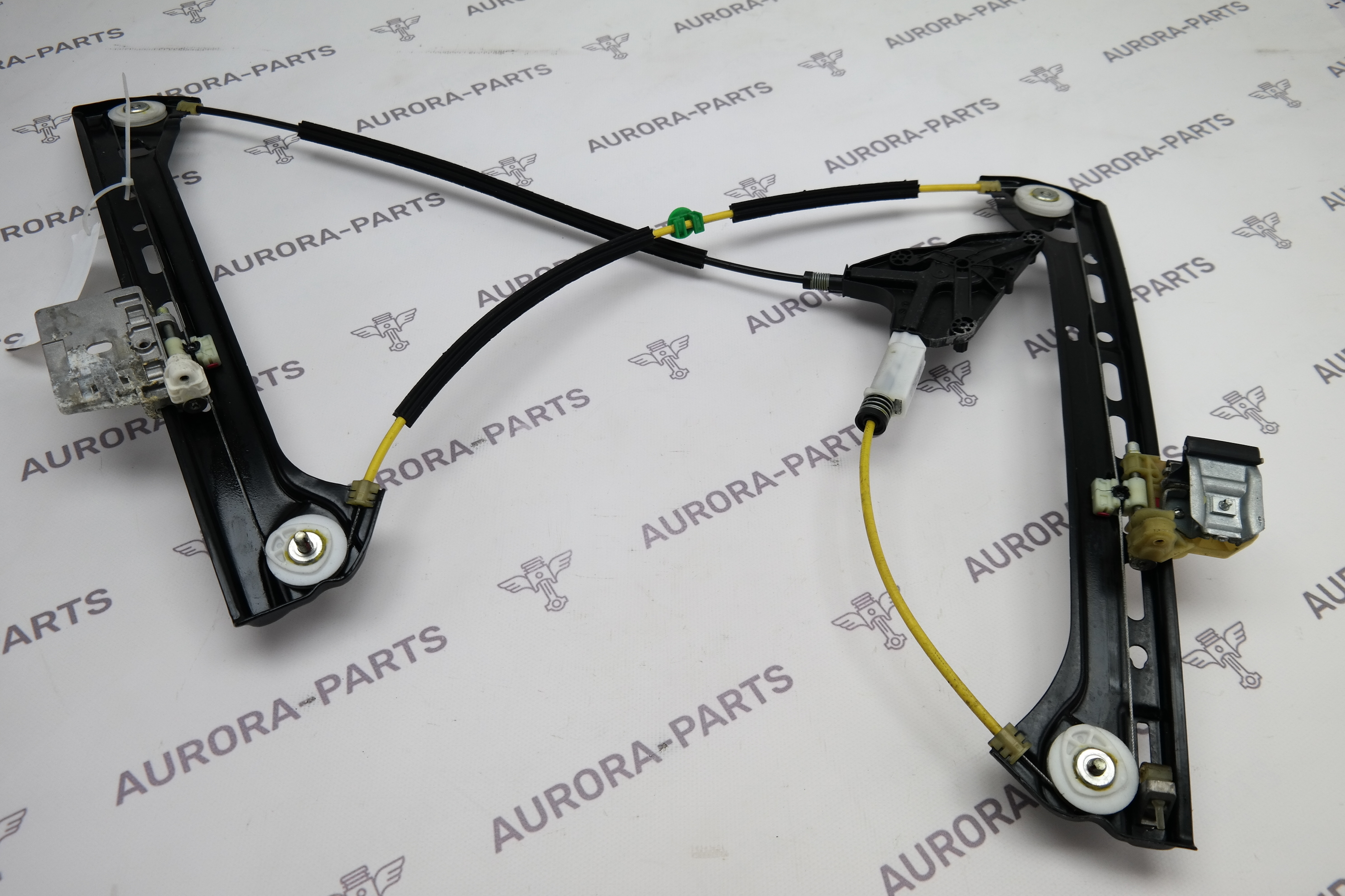 Стеклоподъемник передней двери RH Mercedes E-Klasse 