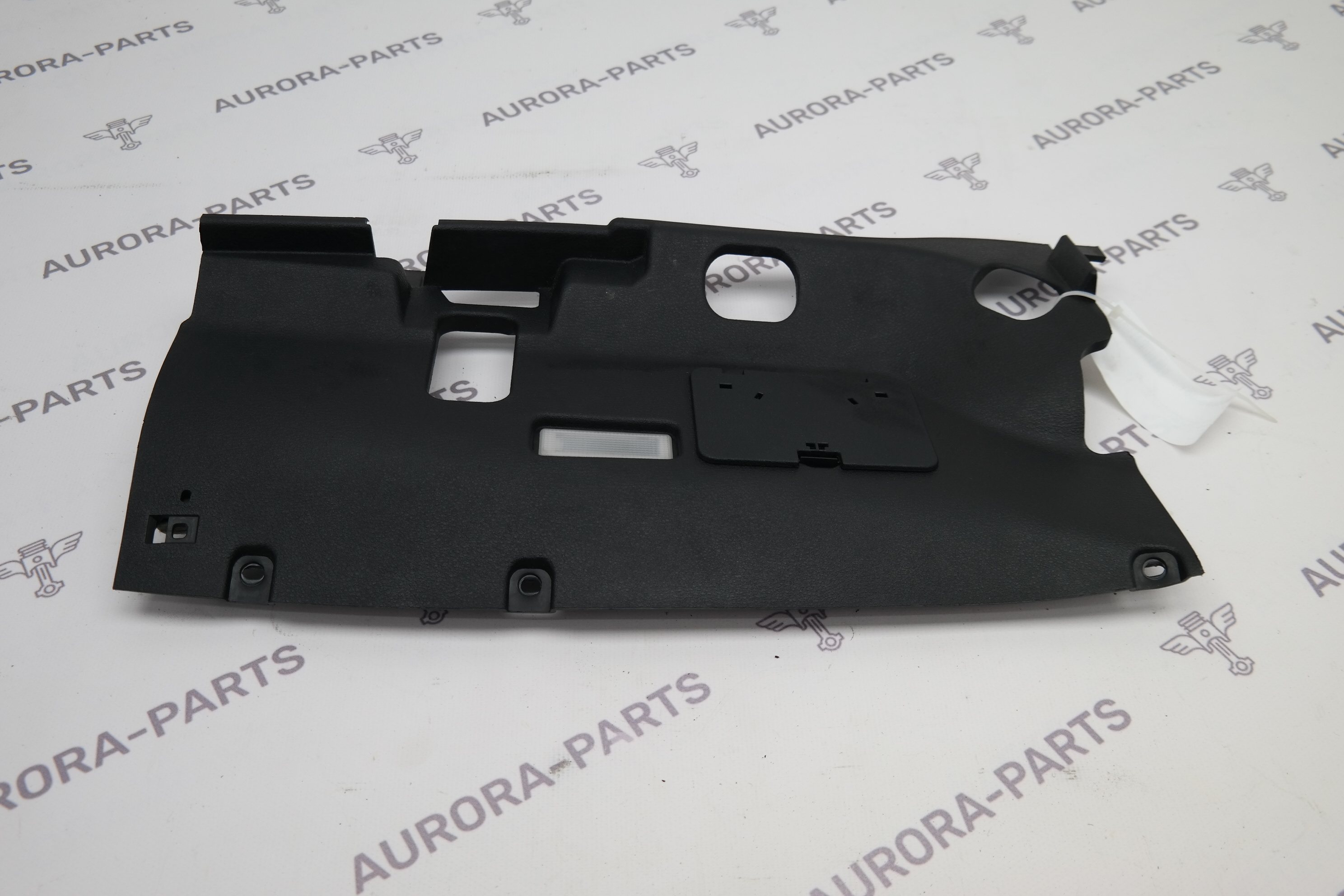 Облицовка центральной консоли нижняя RH BMW X5