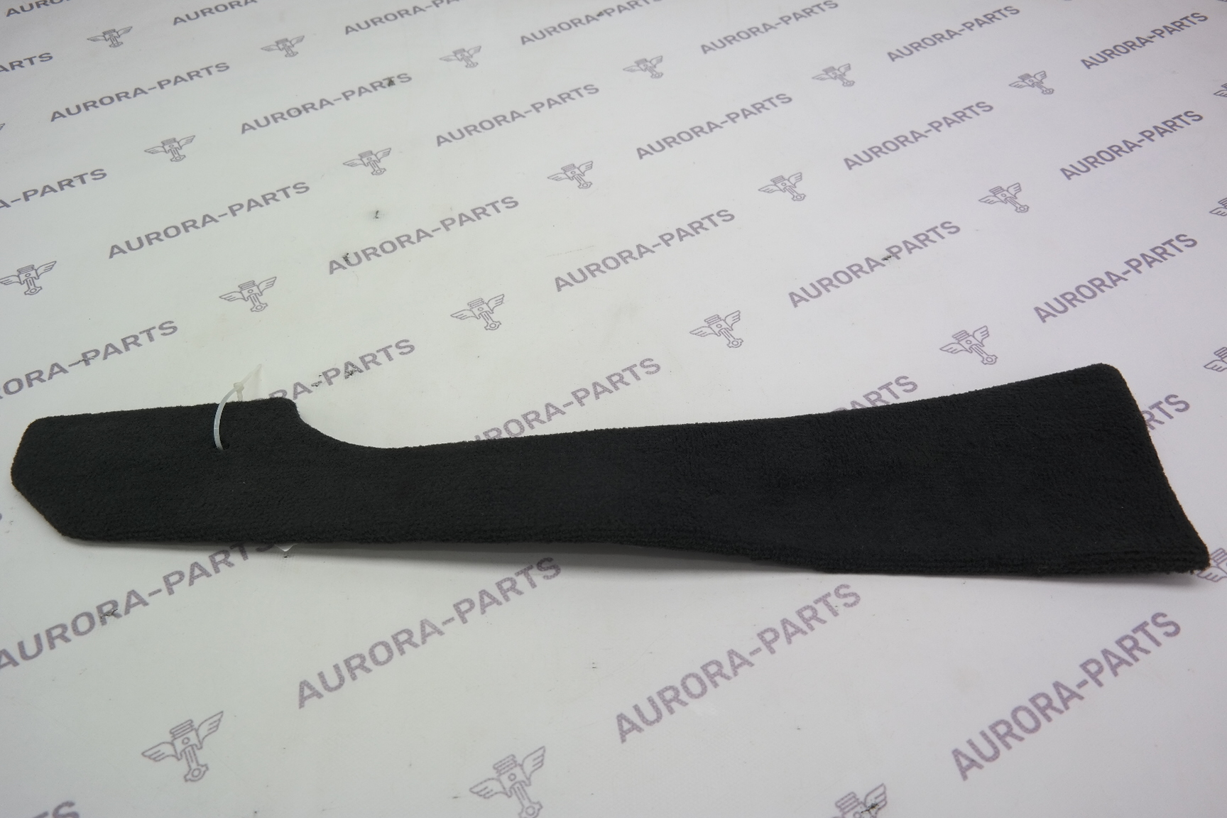 Обшивка центральной консоли передняя LH BMW X5