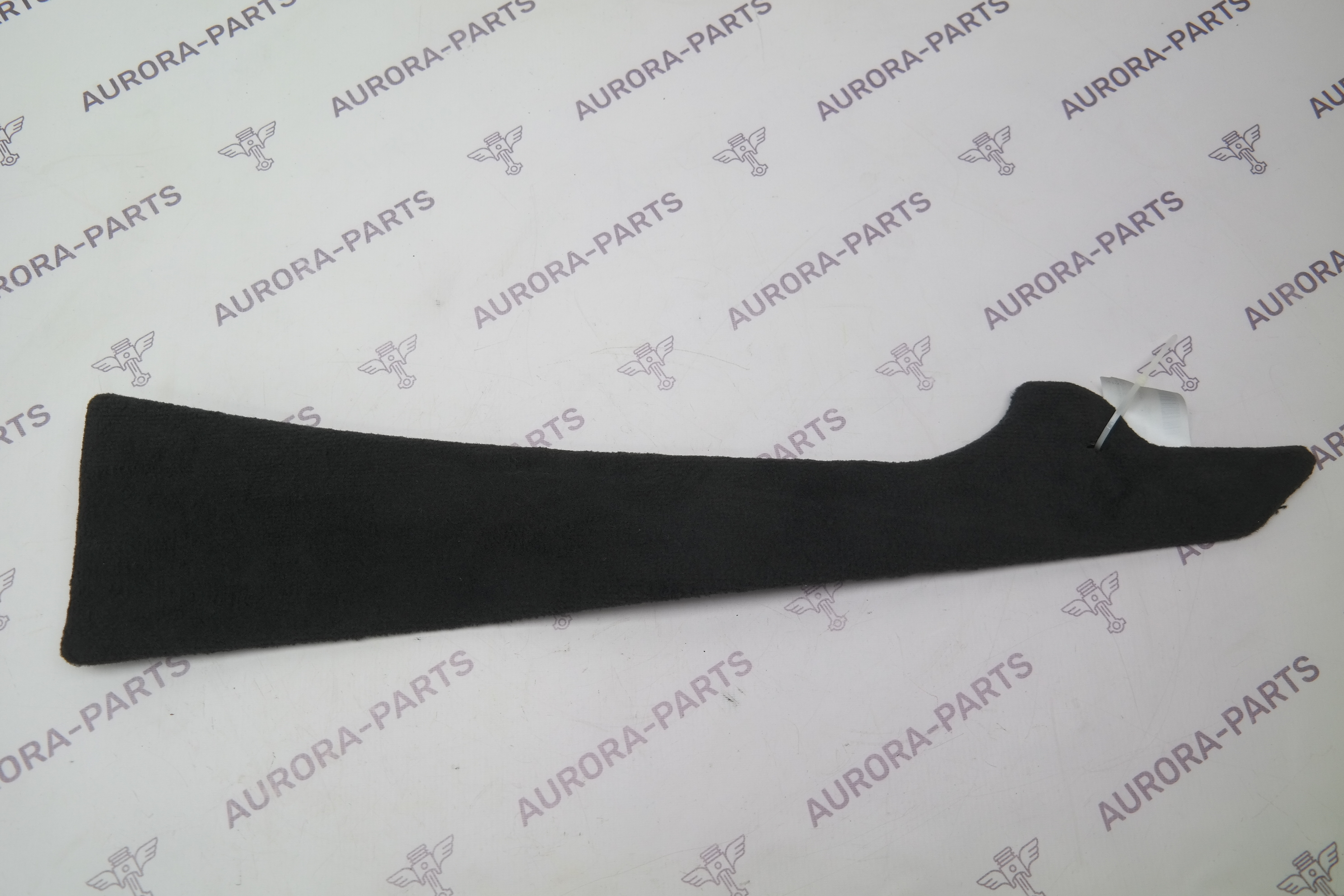 Обшивка центральной консоли передняя RH BMW X5