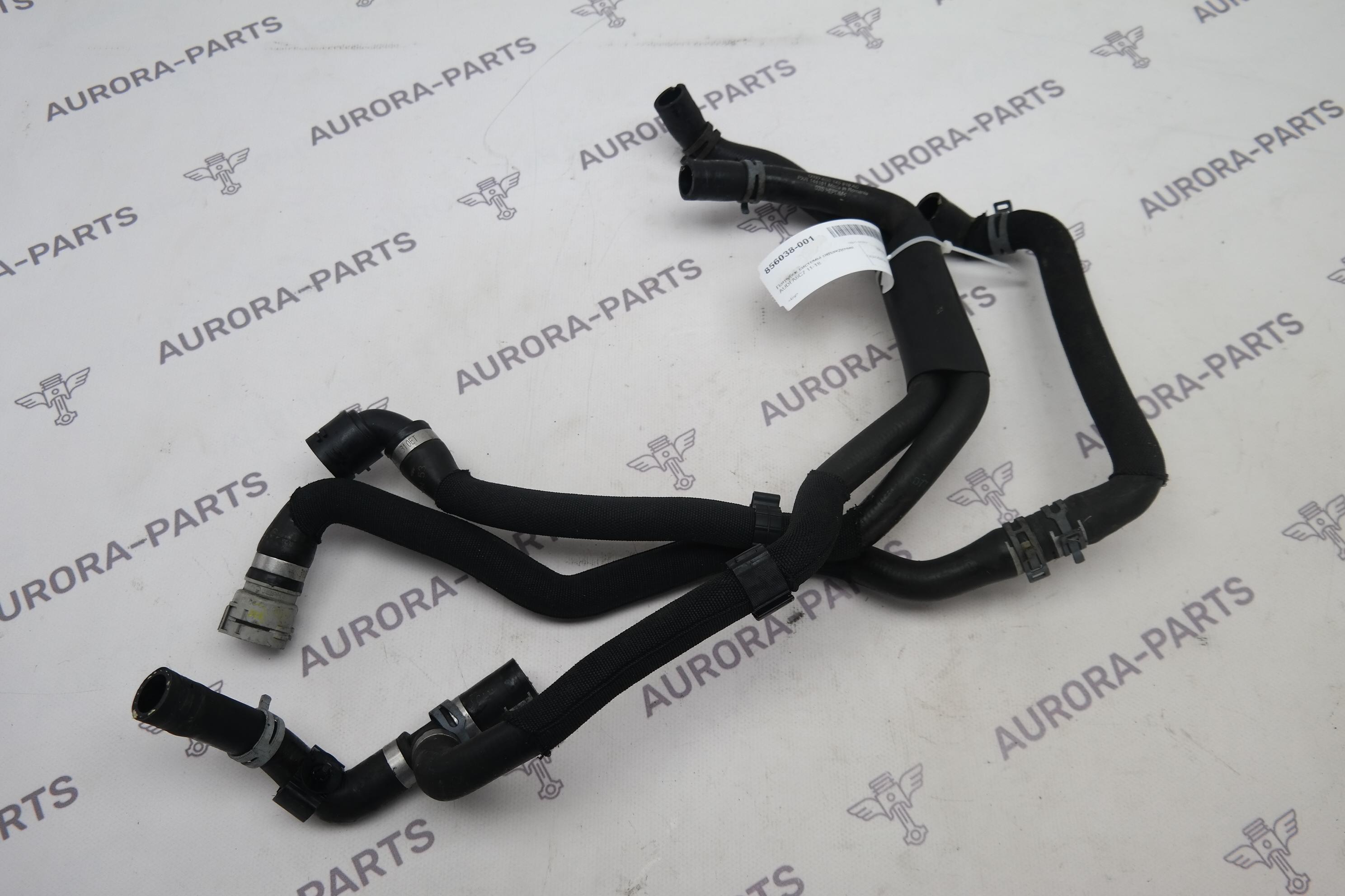 Патрубок системы охлаждения Audi A6