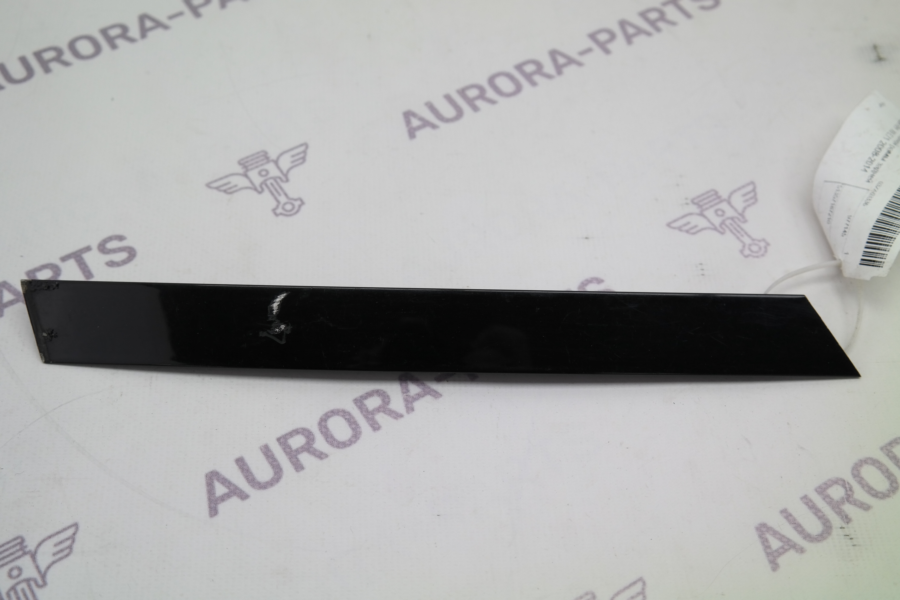 Накладка оконной рамы задней двери RH BMW X6