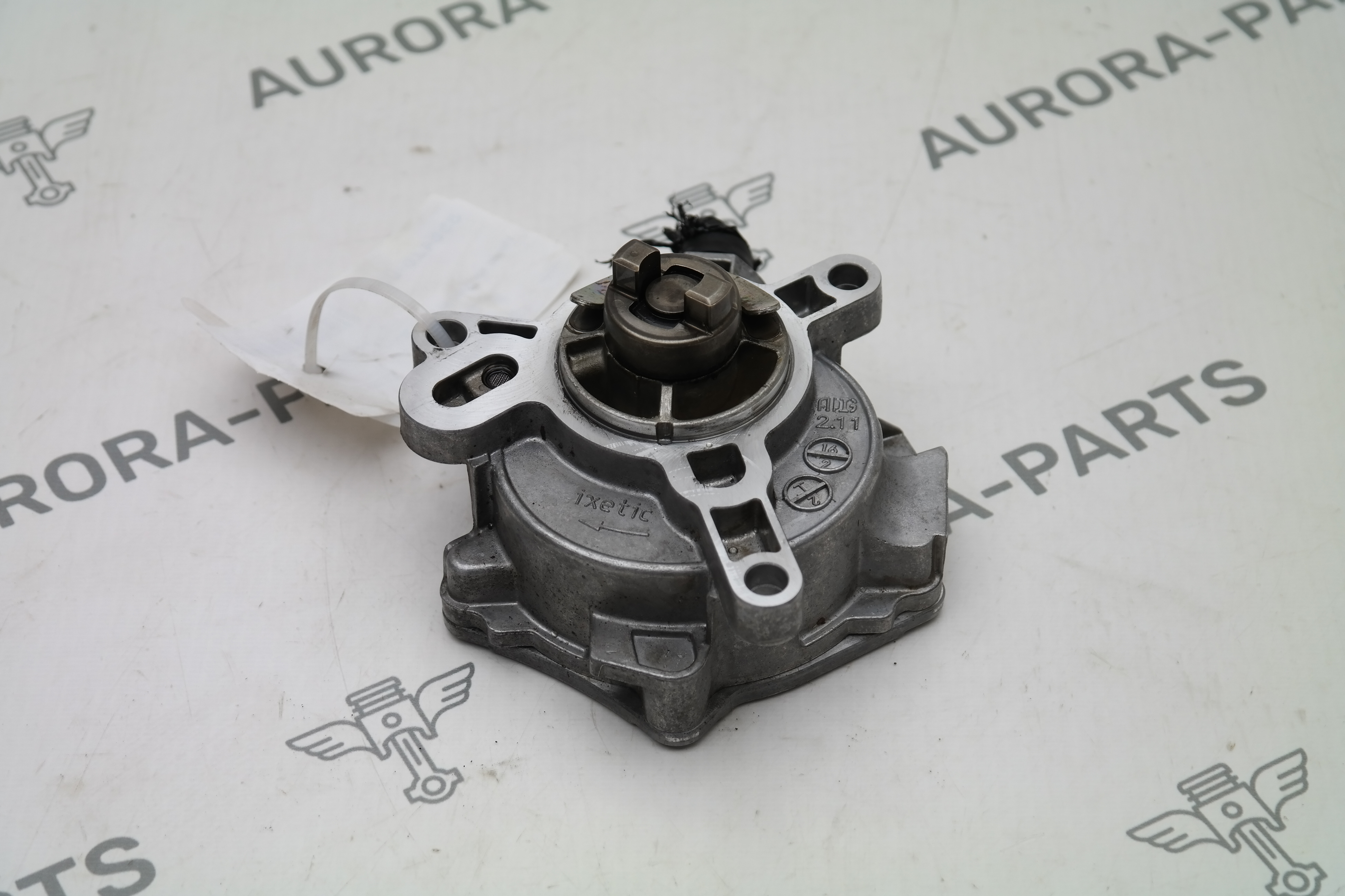 Насос вакуумный Volvo XC90