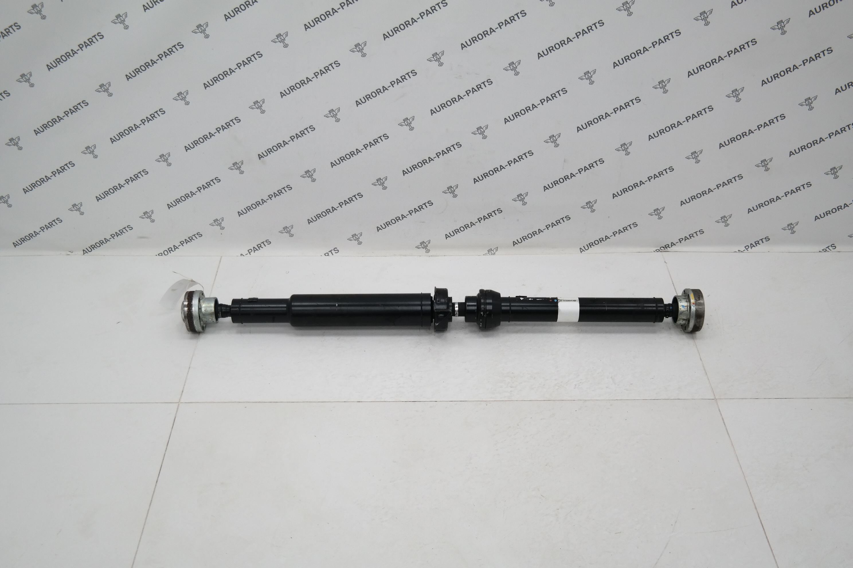 Вал карданный привода задней оси Jeep Grand Cherokee