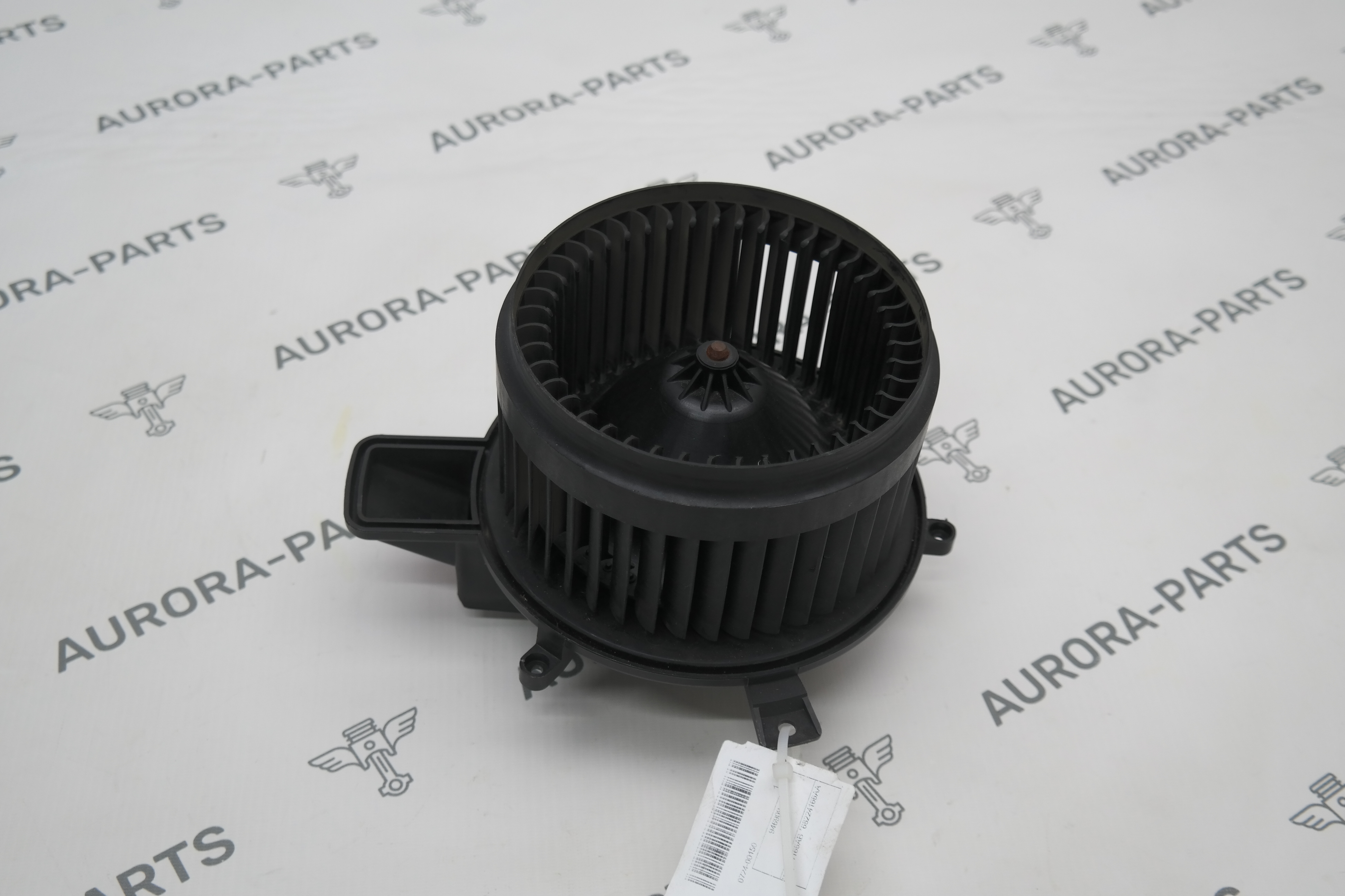 Моторчик печки Jeep Grand Cherokee