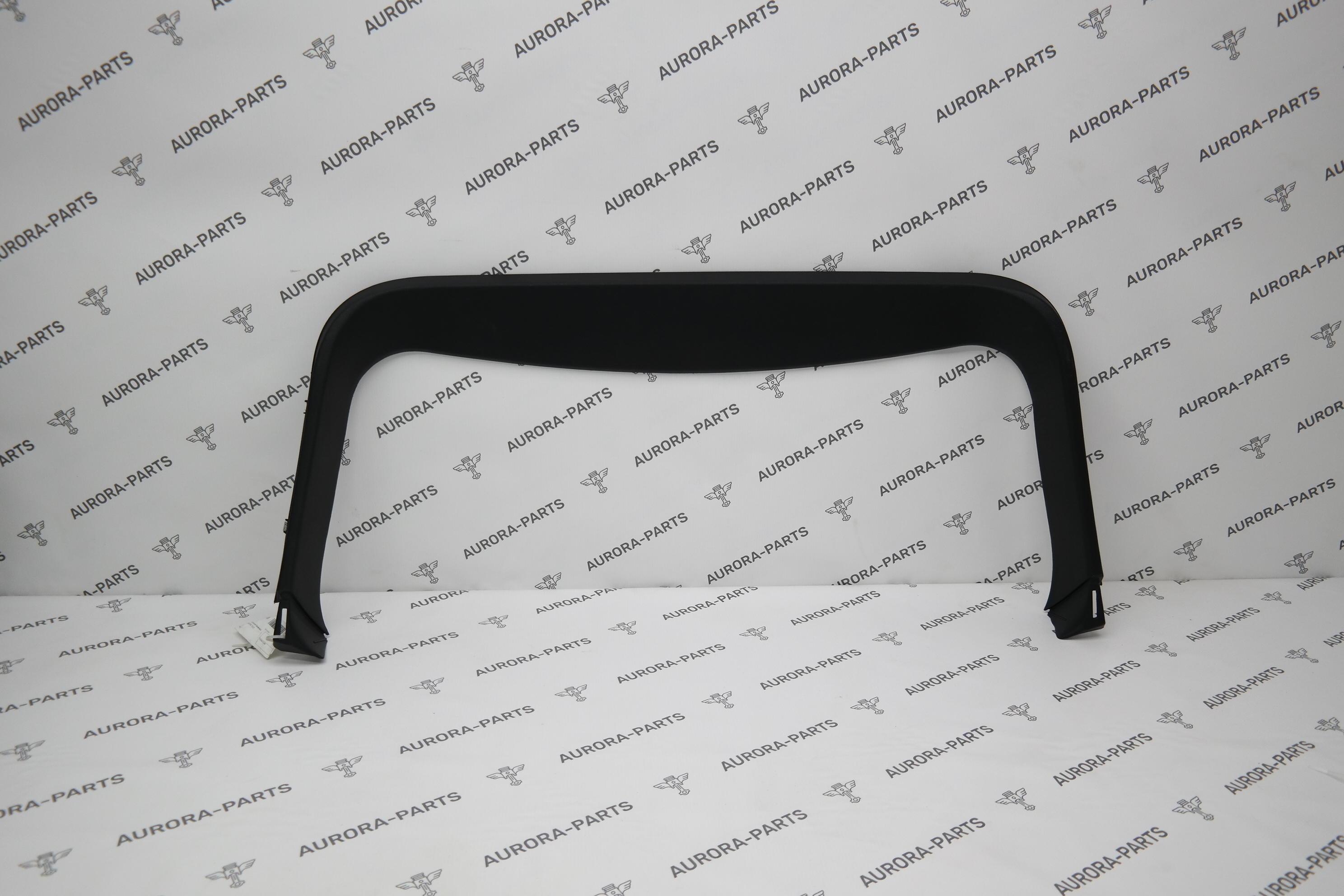 Обшивка крышки багажника верхняя Jeep Grand Cherokee