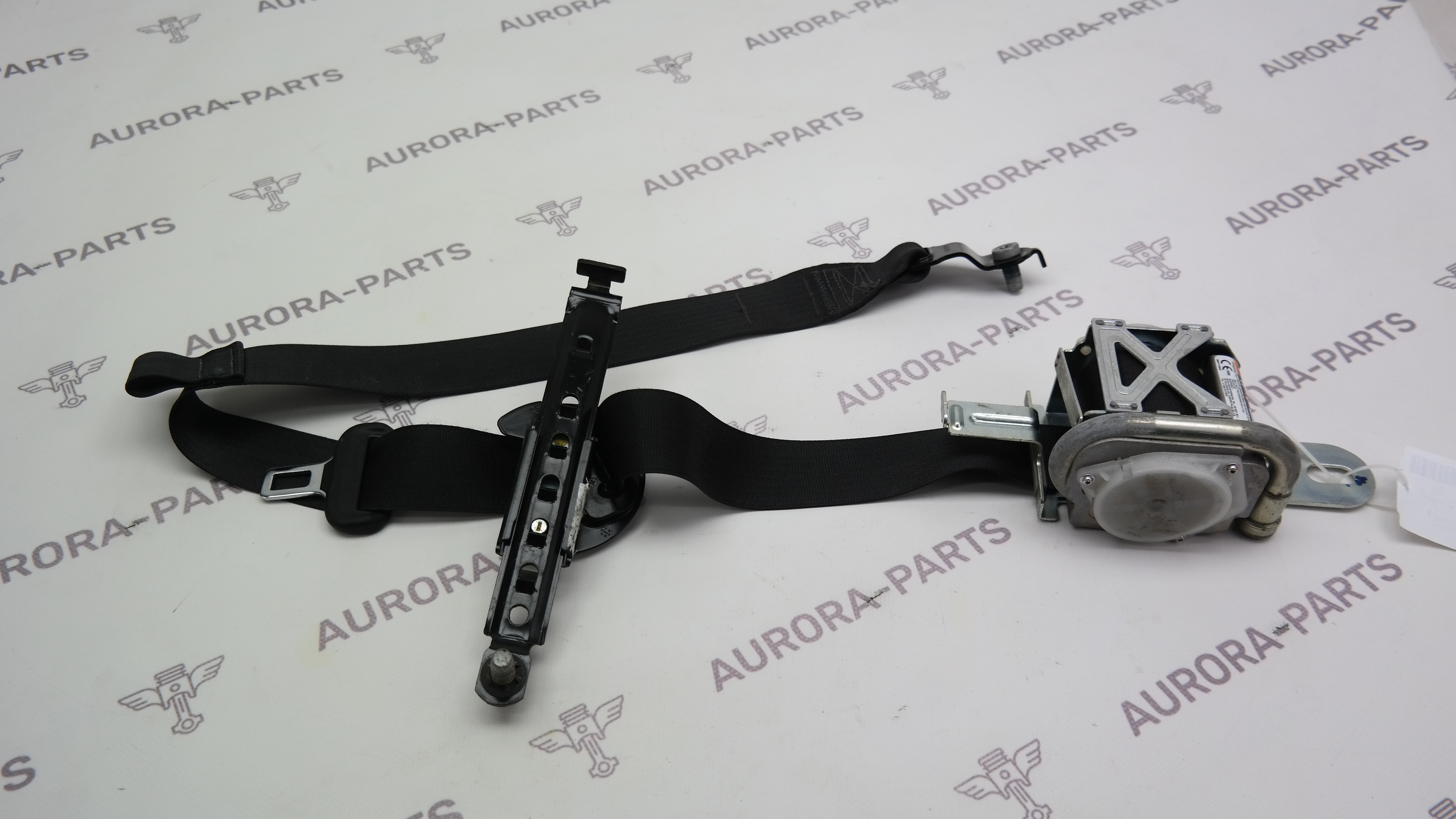 Ремень безопасности передний LH Jeep Grand Cherokee