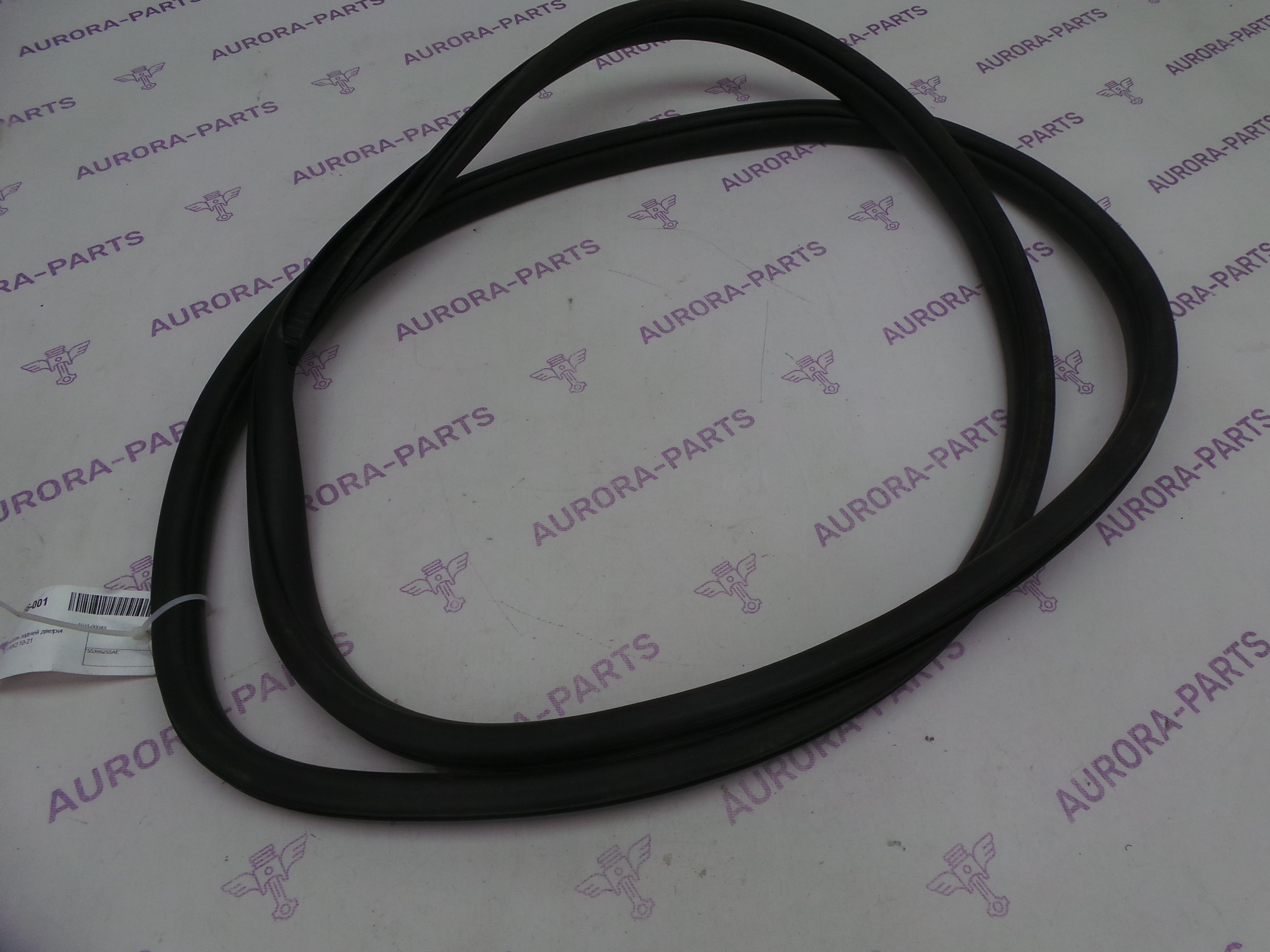 Уплотнитель задней двери RH=LH Jeep Grand Cherokee