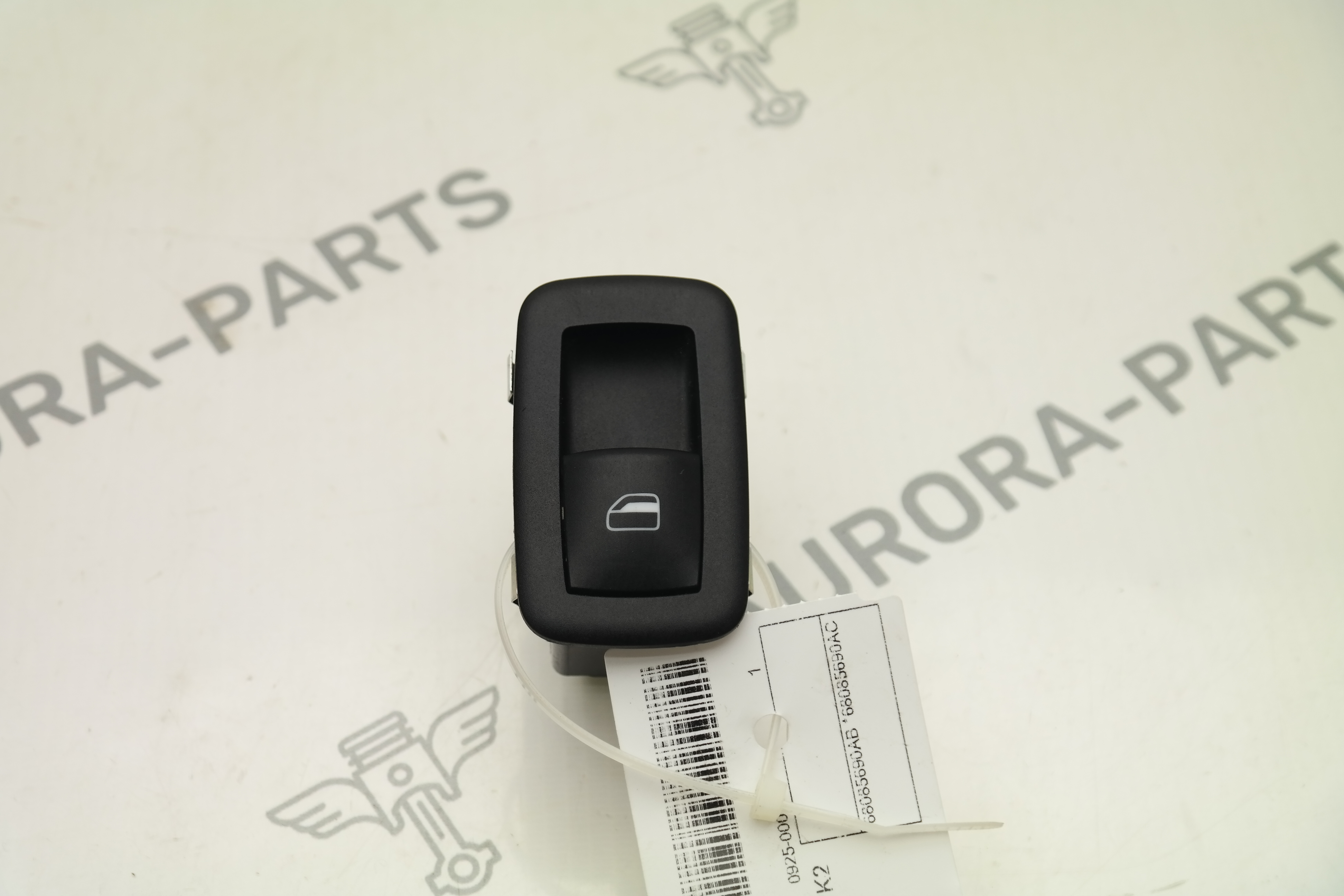 Кнопка стеклоподъемника Jeep Grand Cherokee