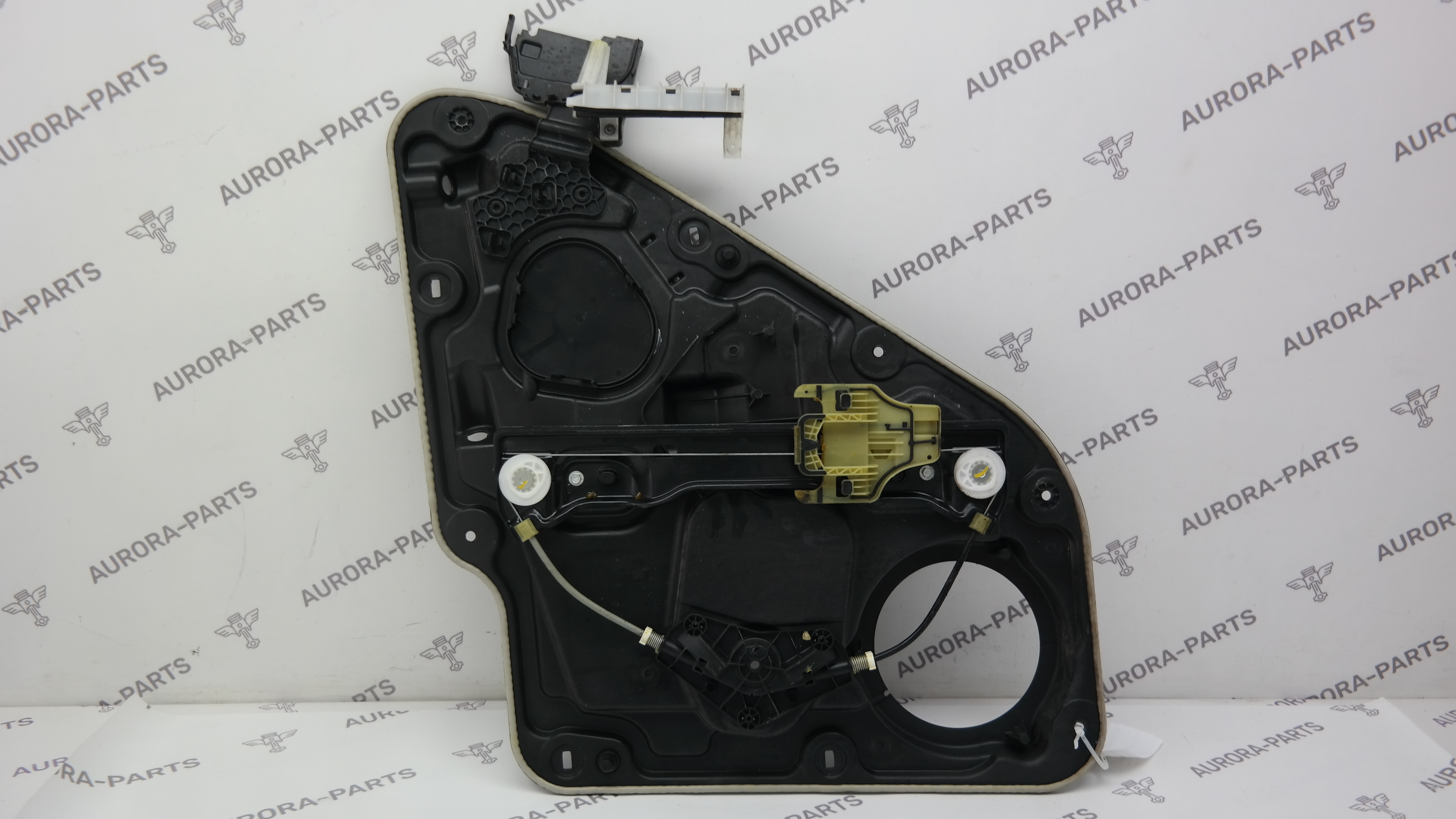 Стеклоподъемник задней двери LH Jeep Grand Cherokee