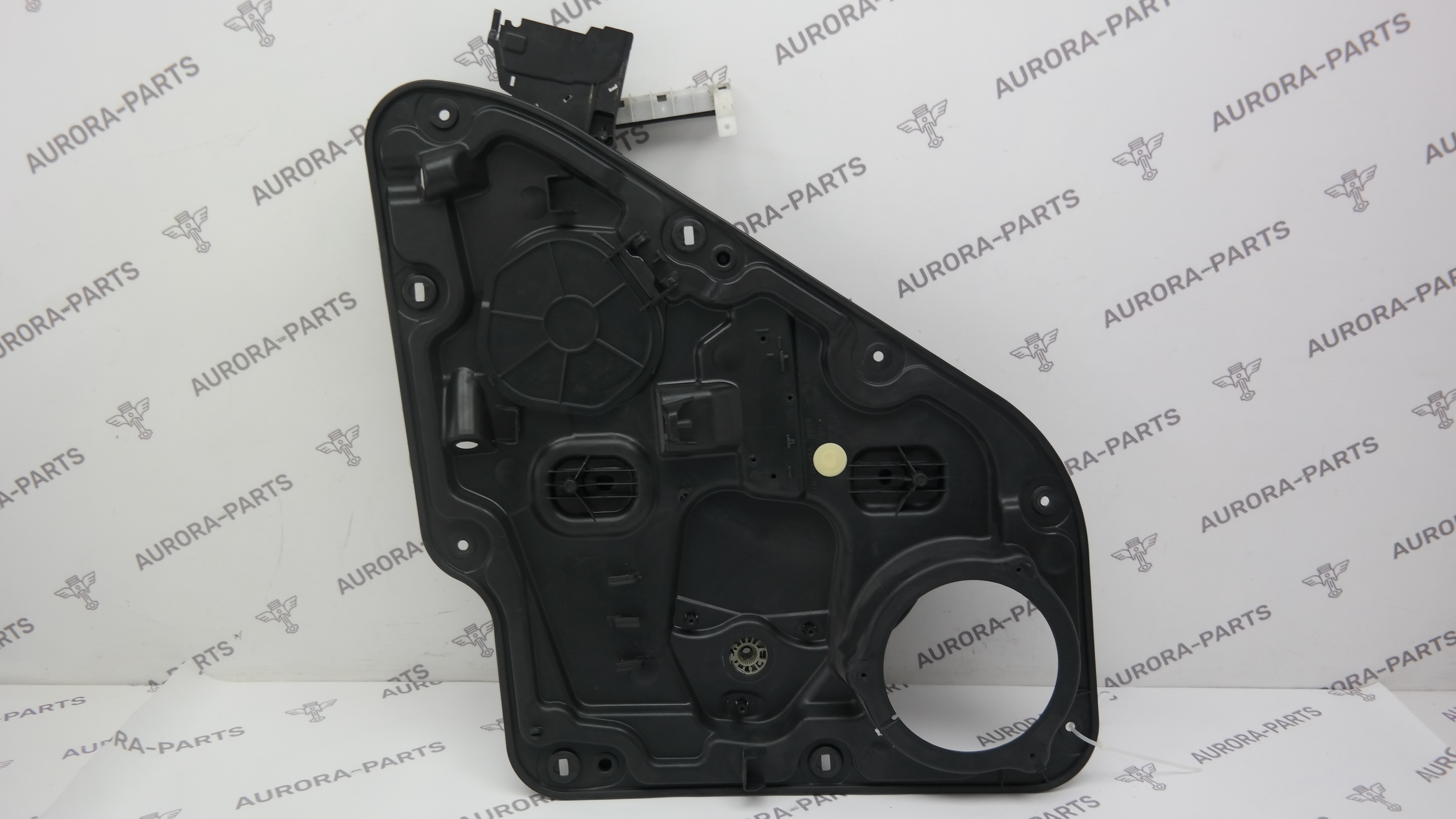 Стеклоподъемник задней двери RH Jeep Grand Cherokee