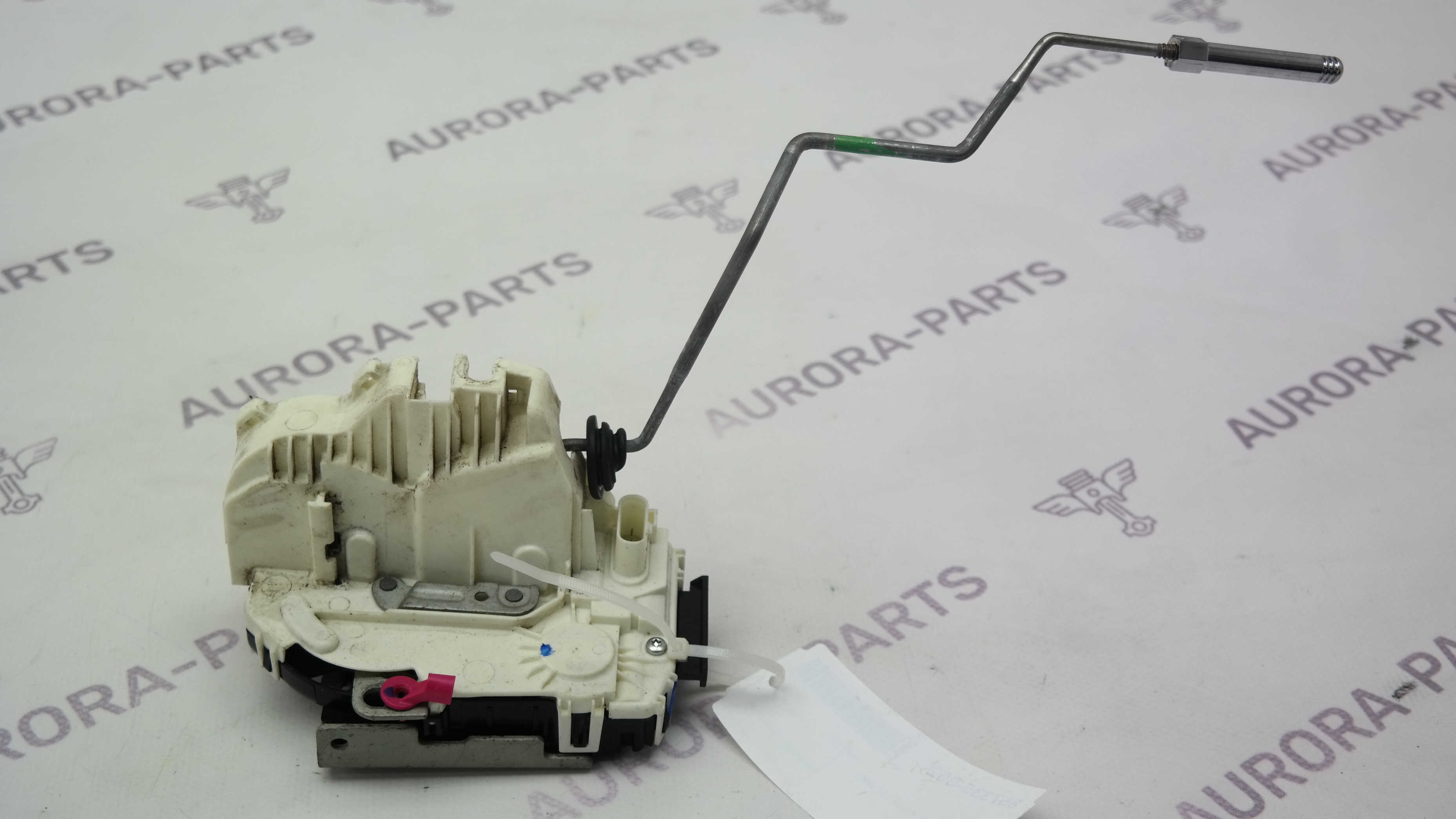 Замок задней двери LH Jeep Grand Cherokee