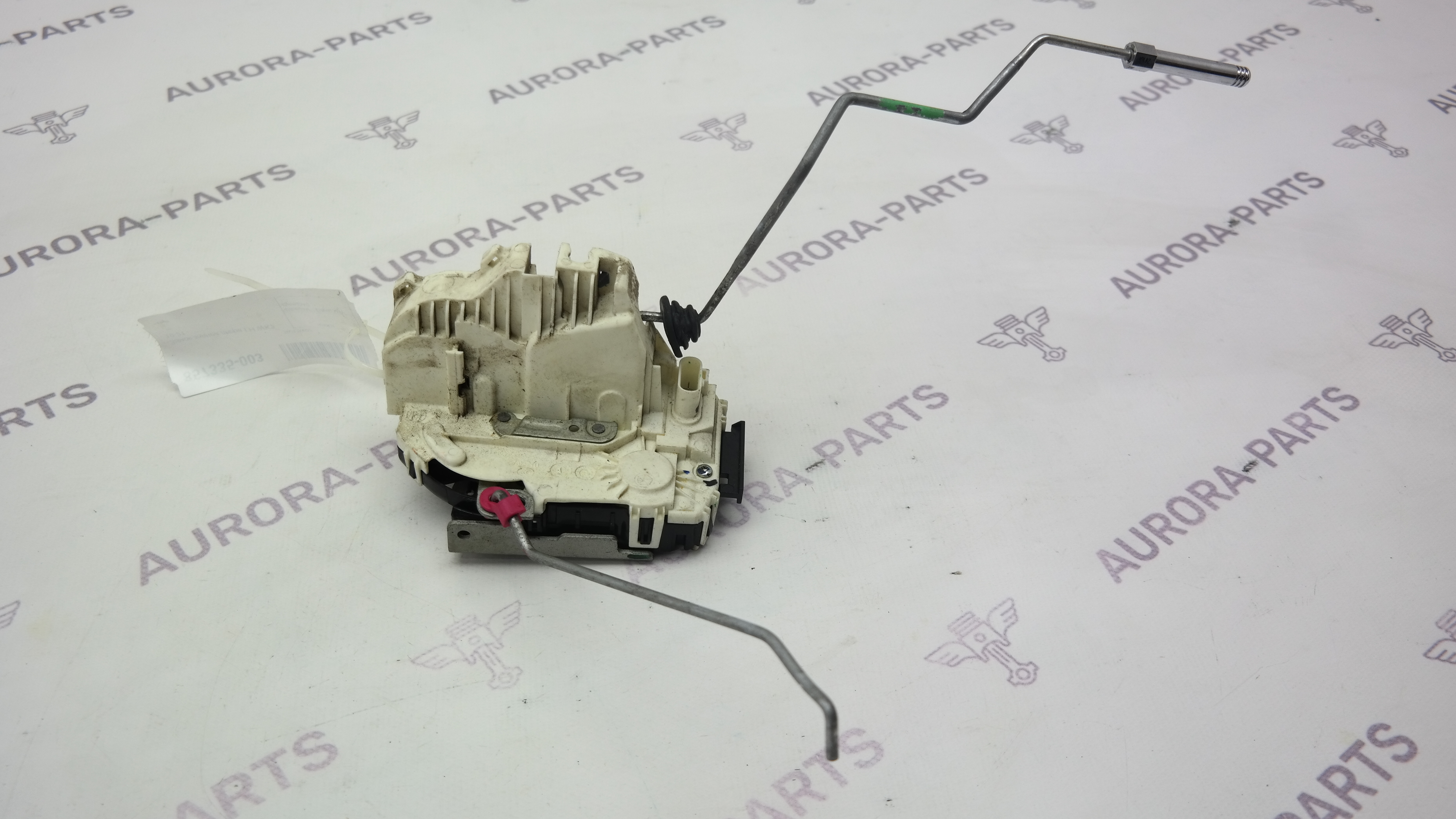 Замок задней двери LH Jeep Grand Cherokee