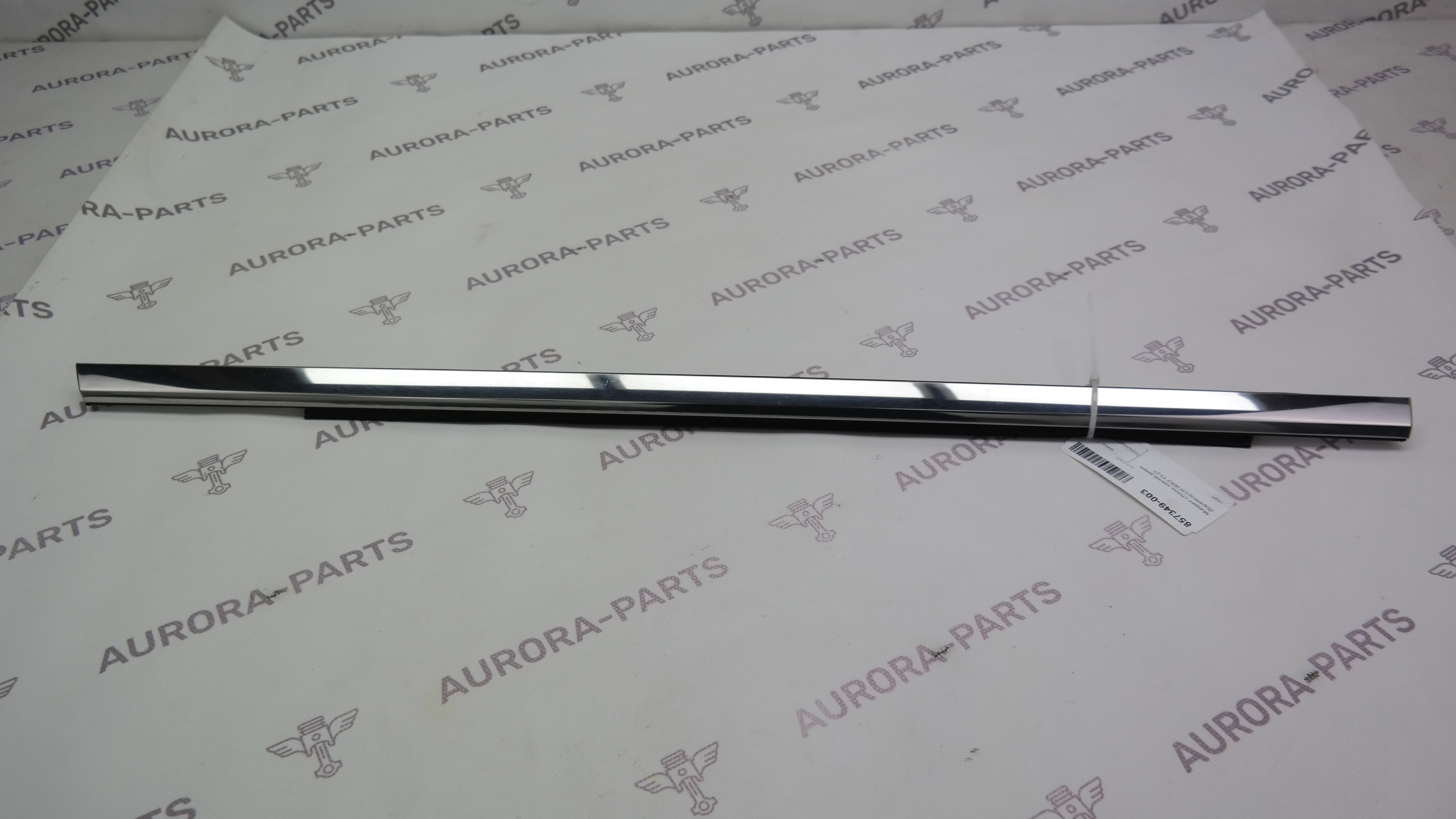 Молдинг стекла задней двери (Бархотка) LH Jeep Grand Cherokee