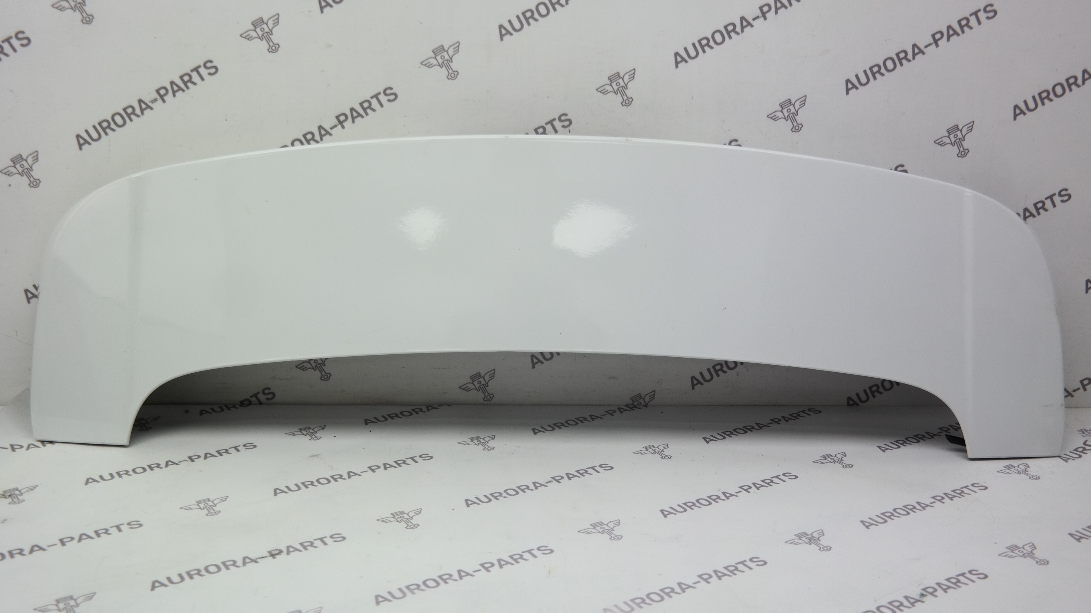 Спойлер крышки багажника Jeep Grand Cherokee