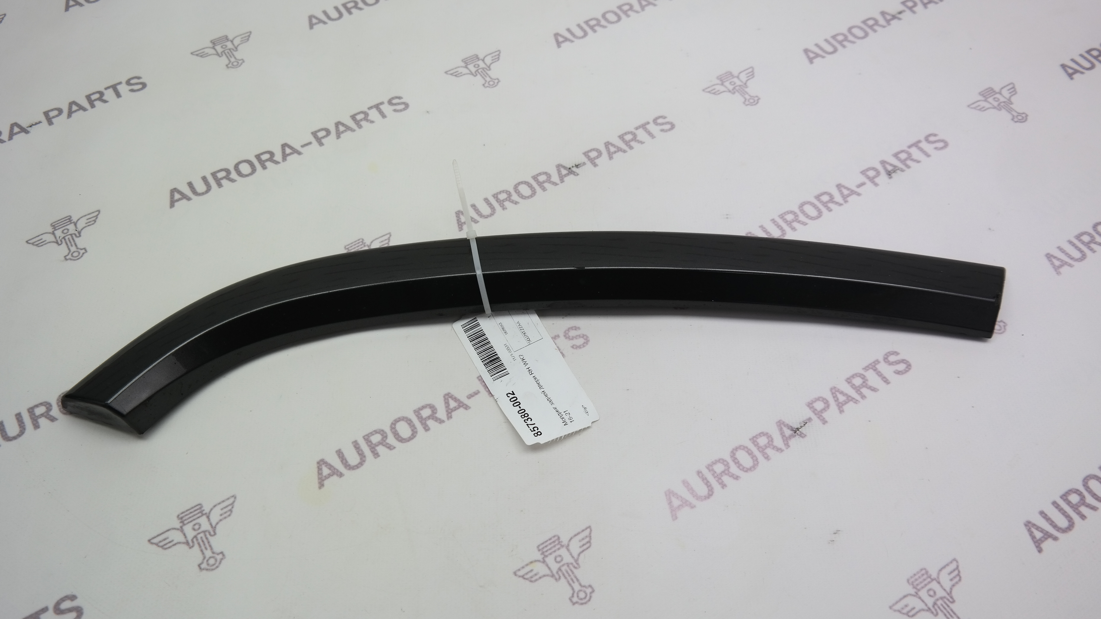 Молдинг задней двери RH Jeep Grand Cherokee