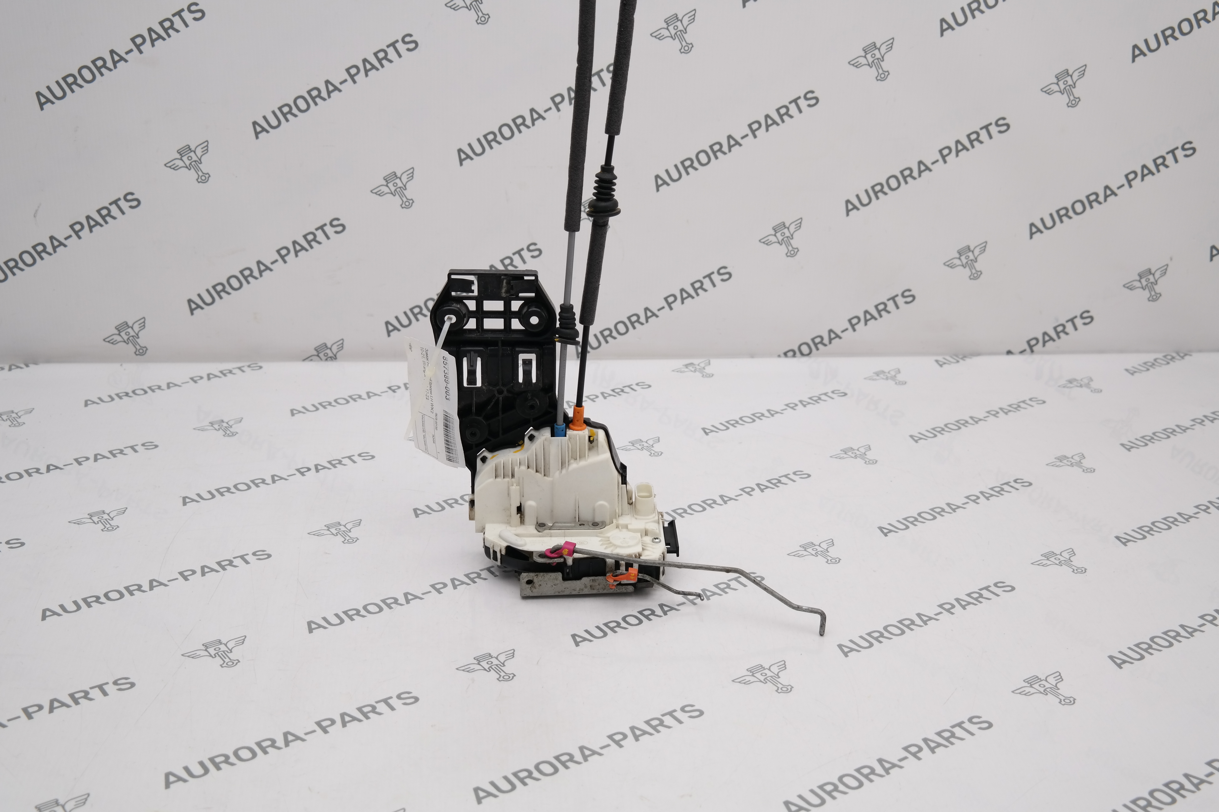 Замок передней двери LH Jeep Grand Cherokee