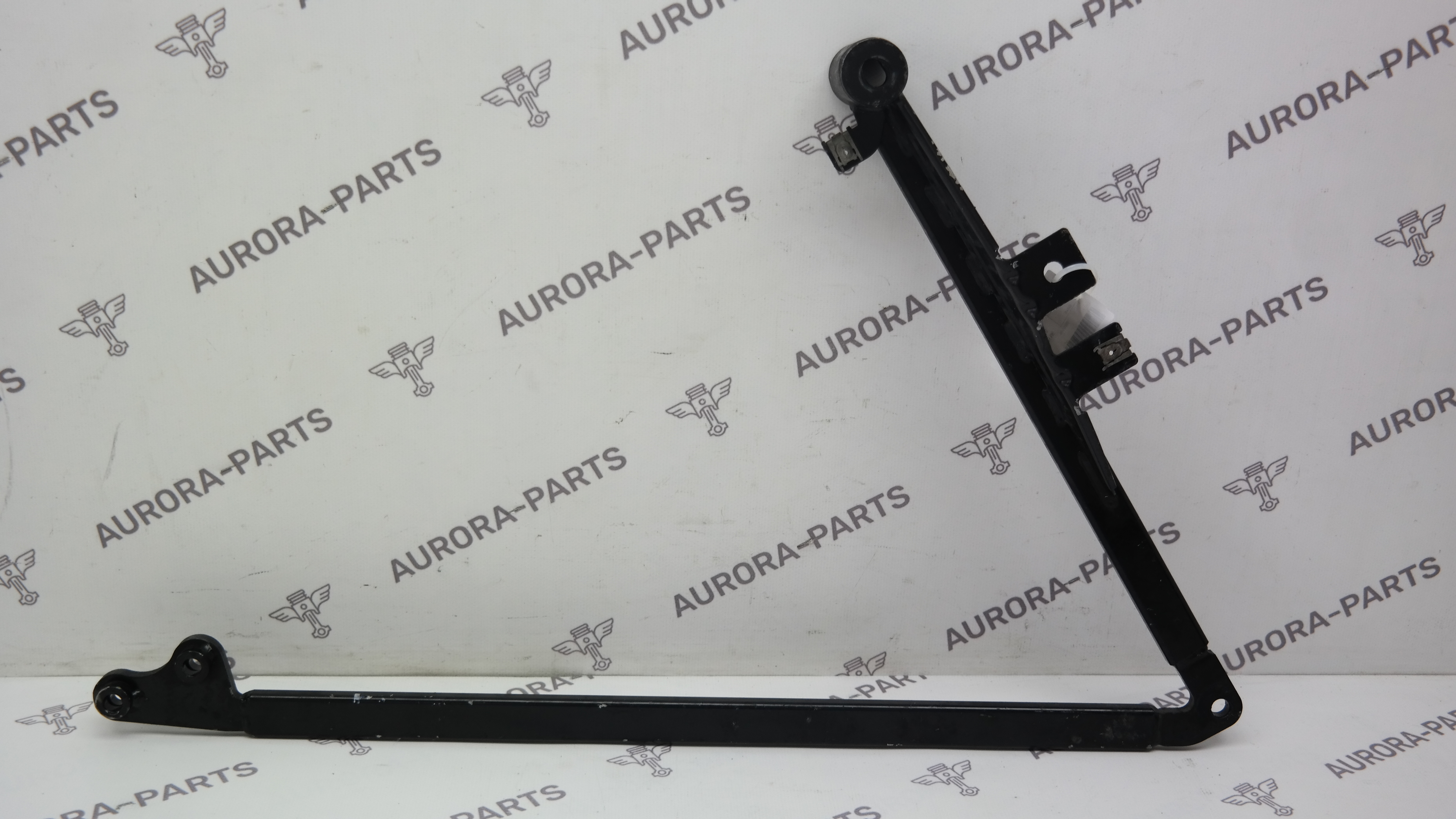 Тяга задней подвески RH BMW 6-Series