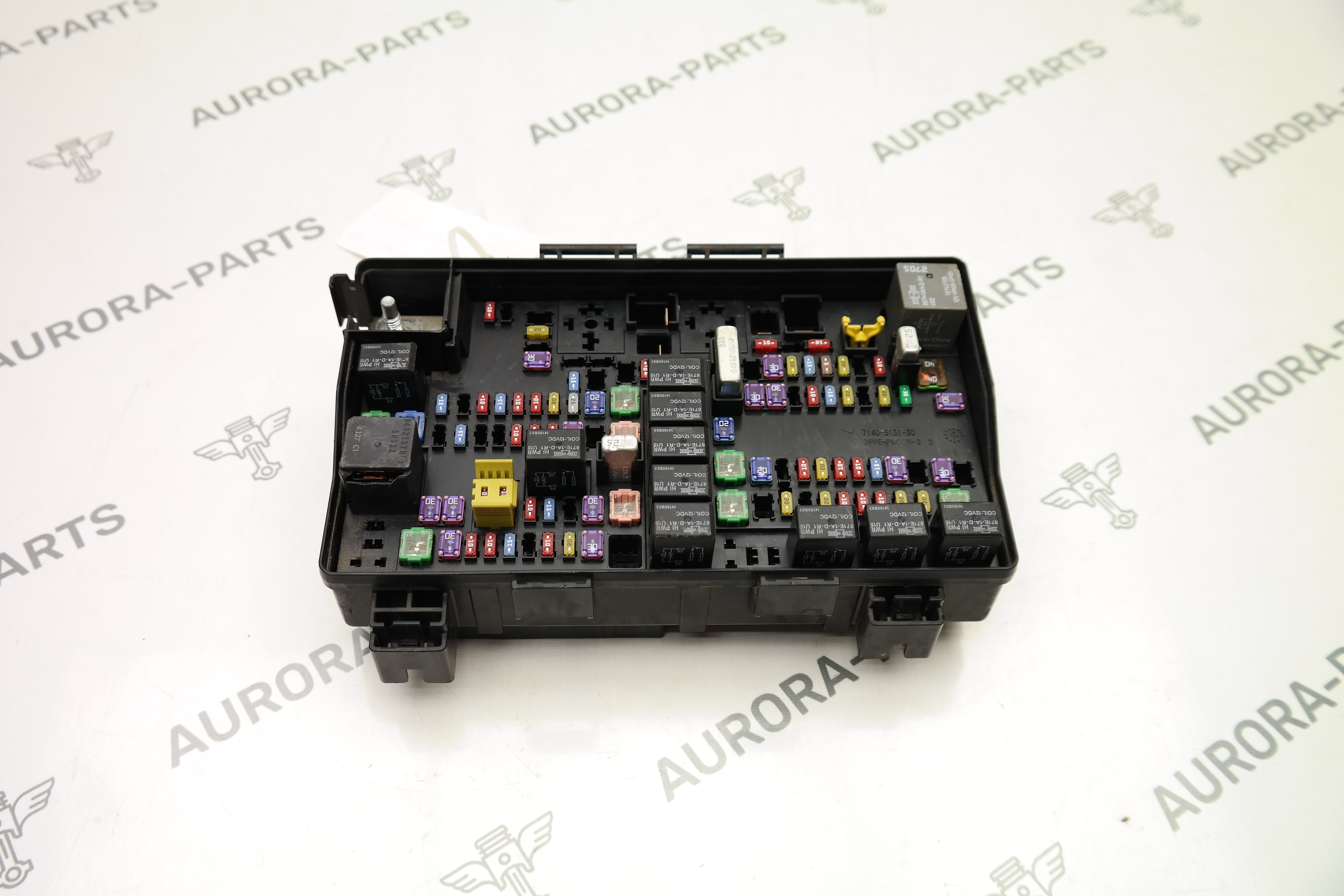 Блок предохранителей Jeep Grand Cherokee