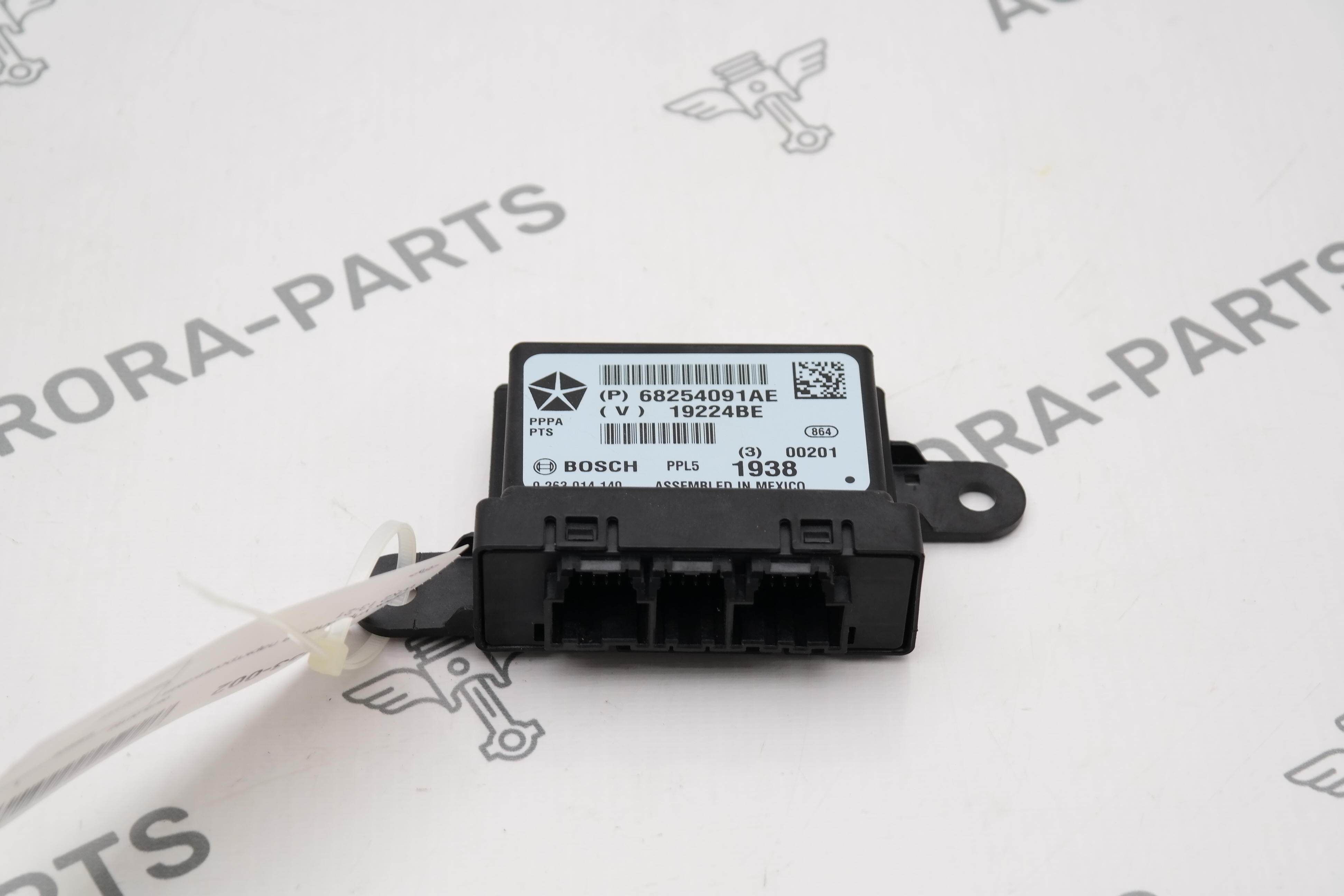 Блок управления парктрониками Jeep Grand Cherokee