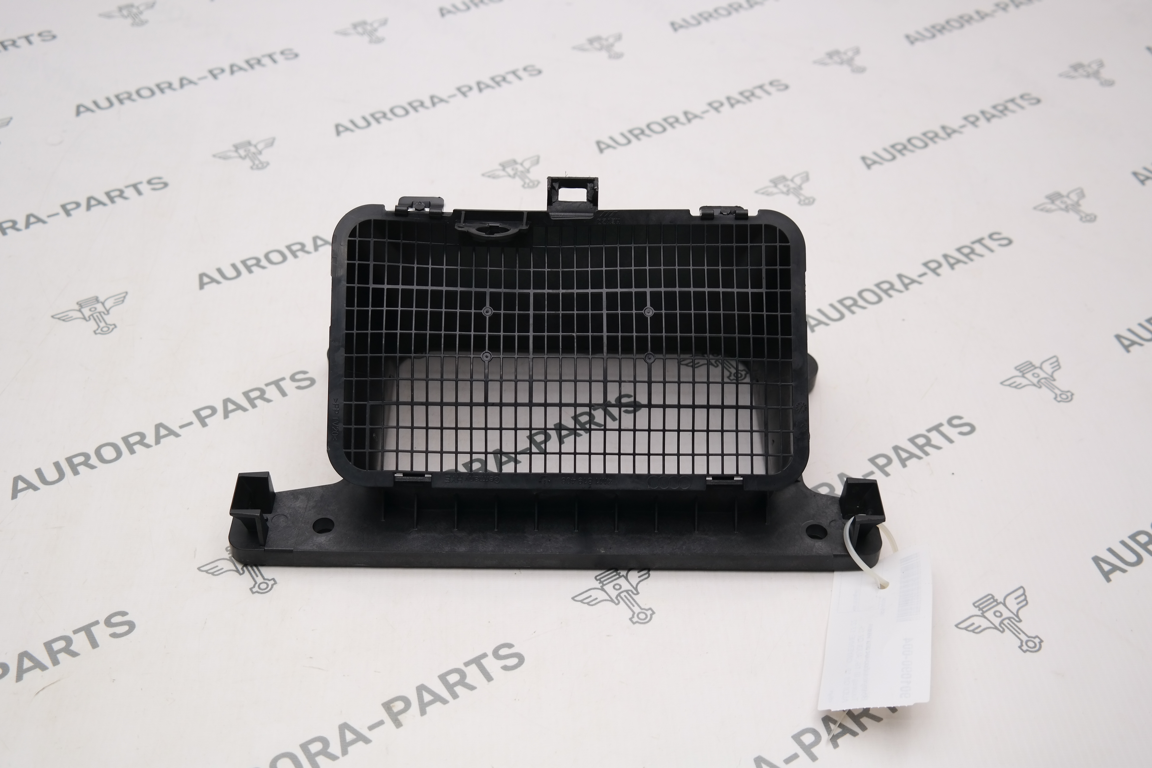 Воздухозаборник отопителя VW Touareg