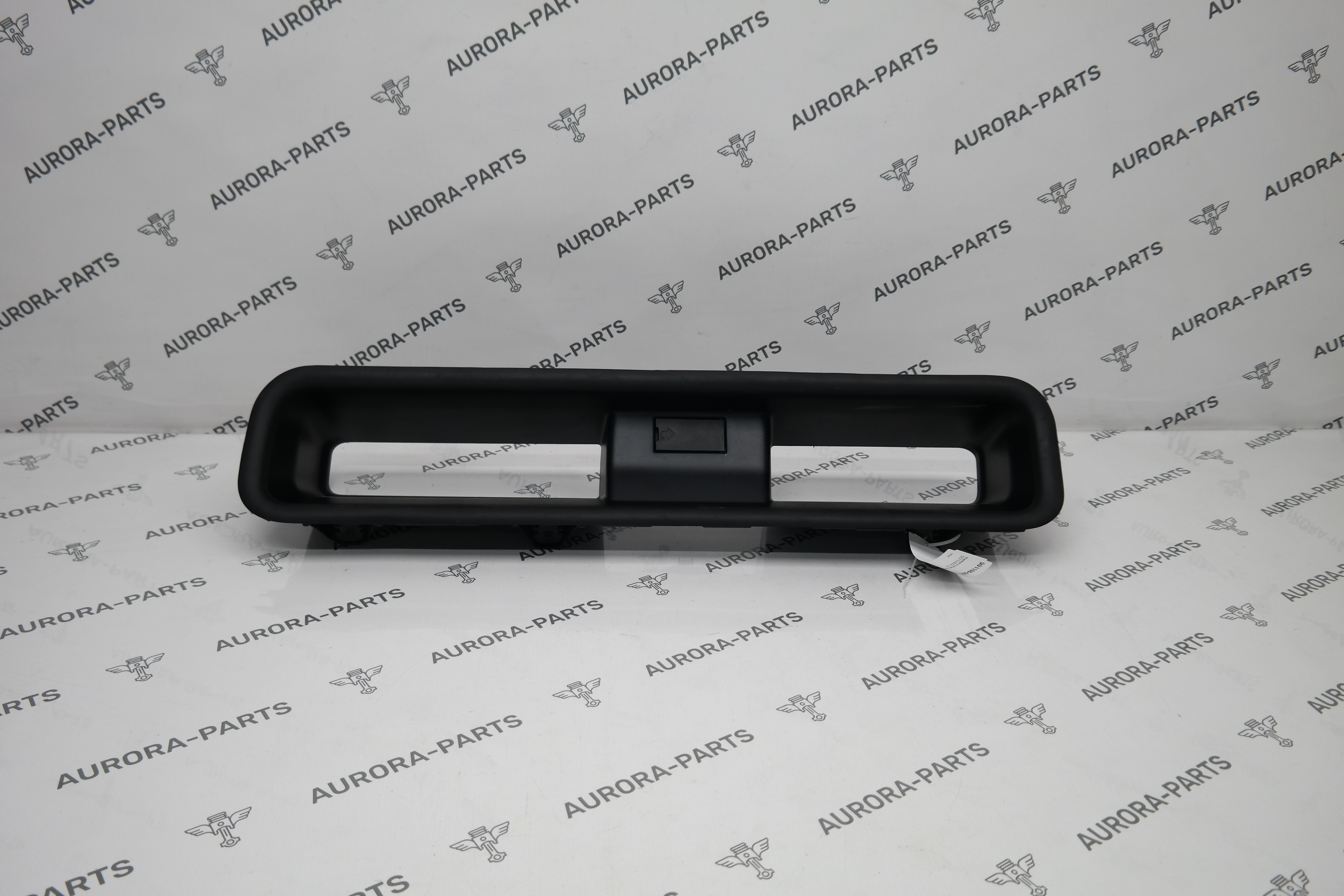 Обшивка внутренняя RН Land Rover Defender