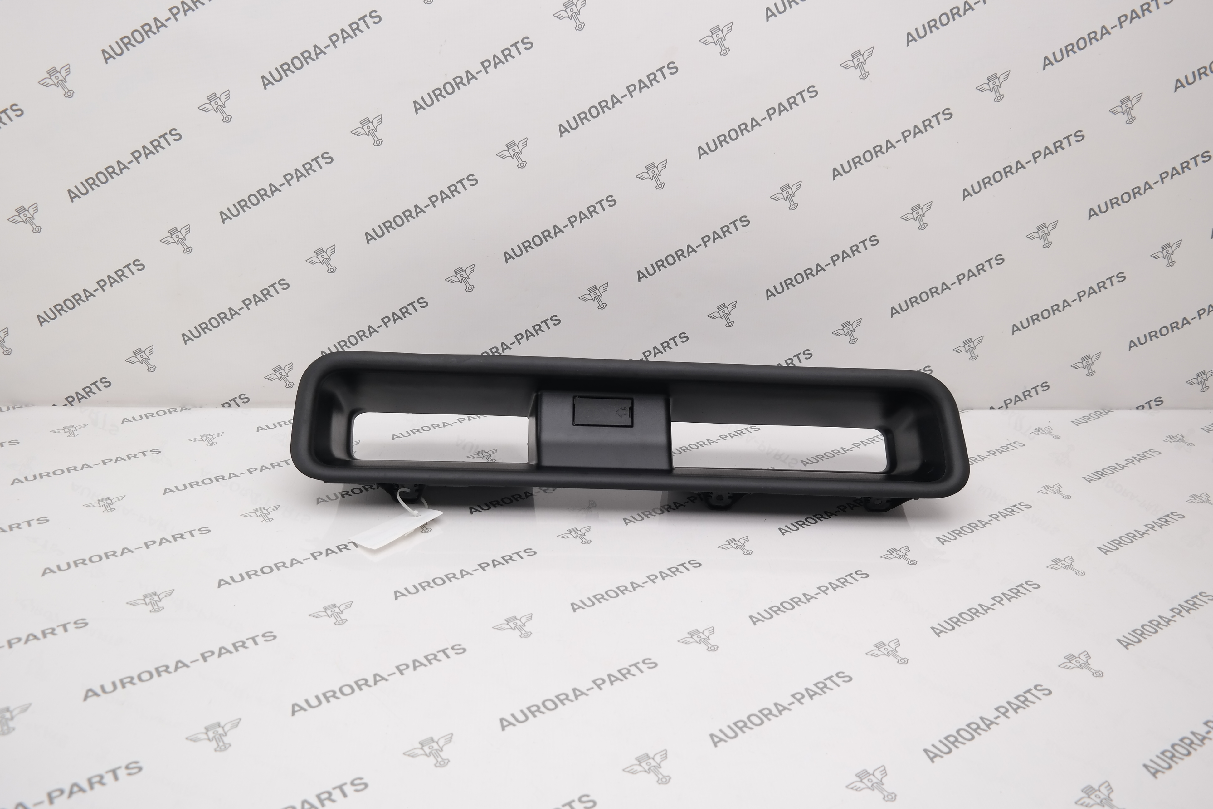 Обшивка внутренняя LН Land Rover Defender