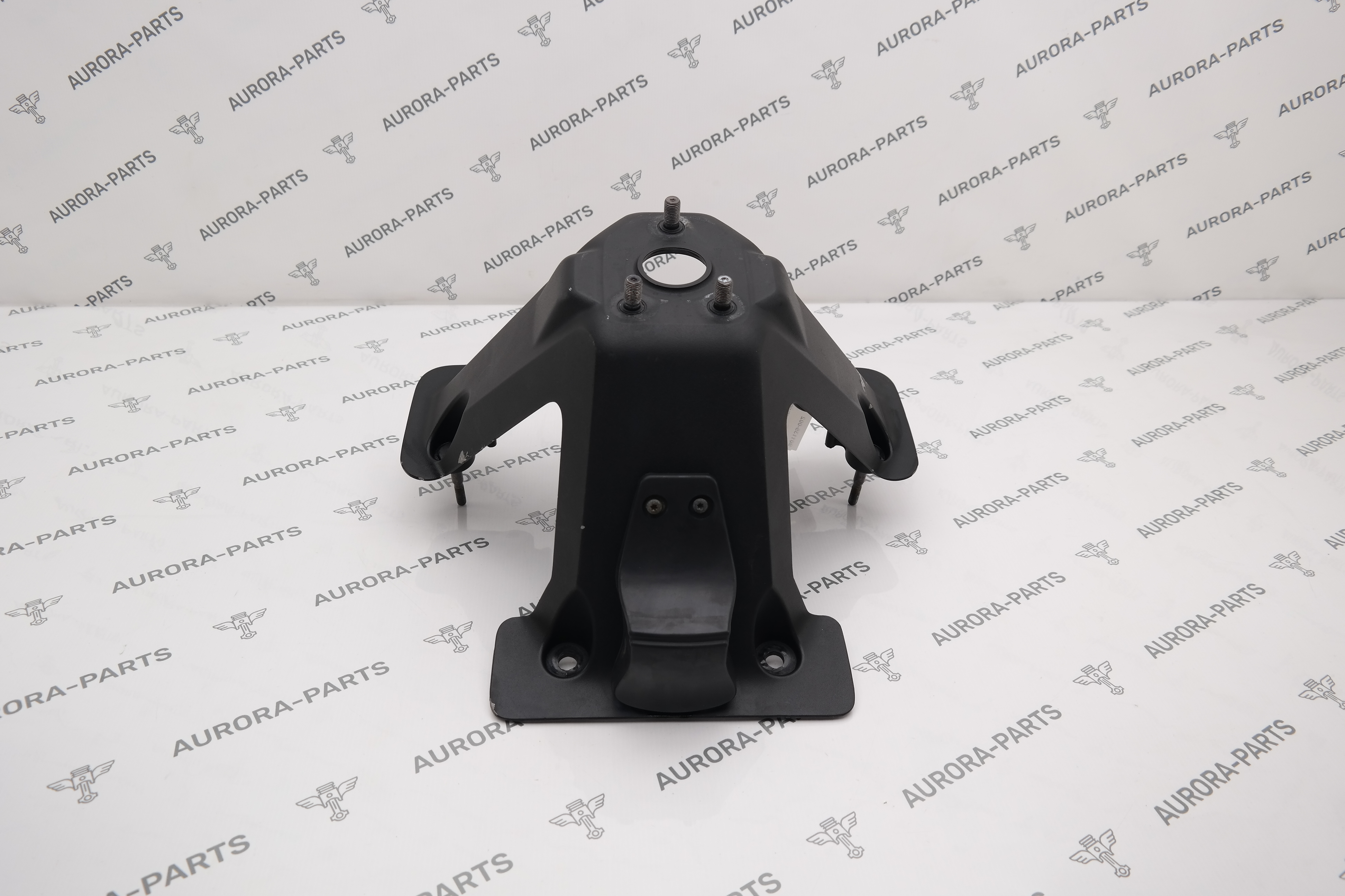 Кронштейн запасного колеса Land Rover Defender