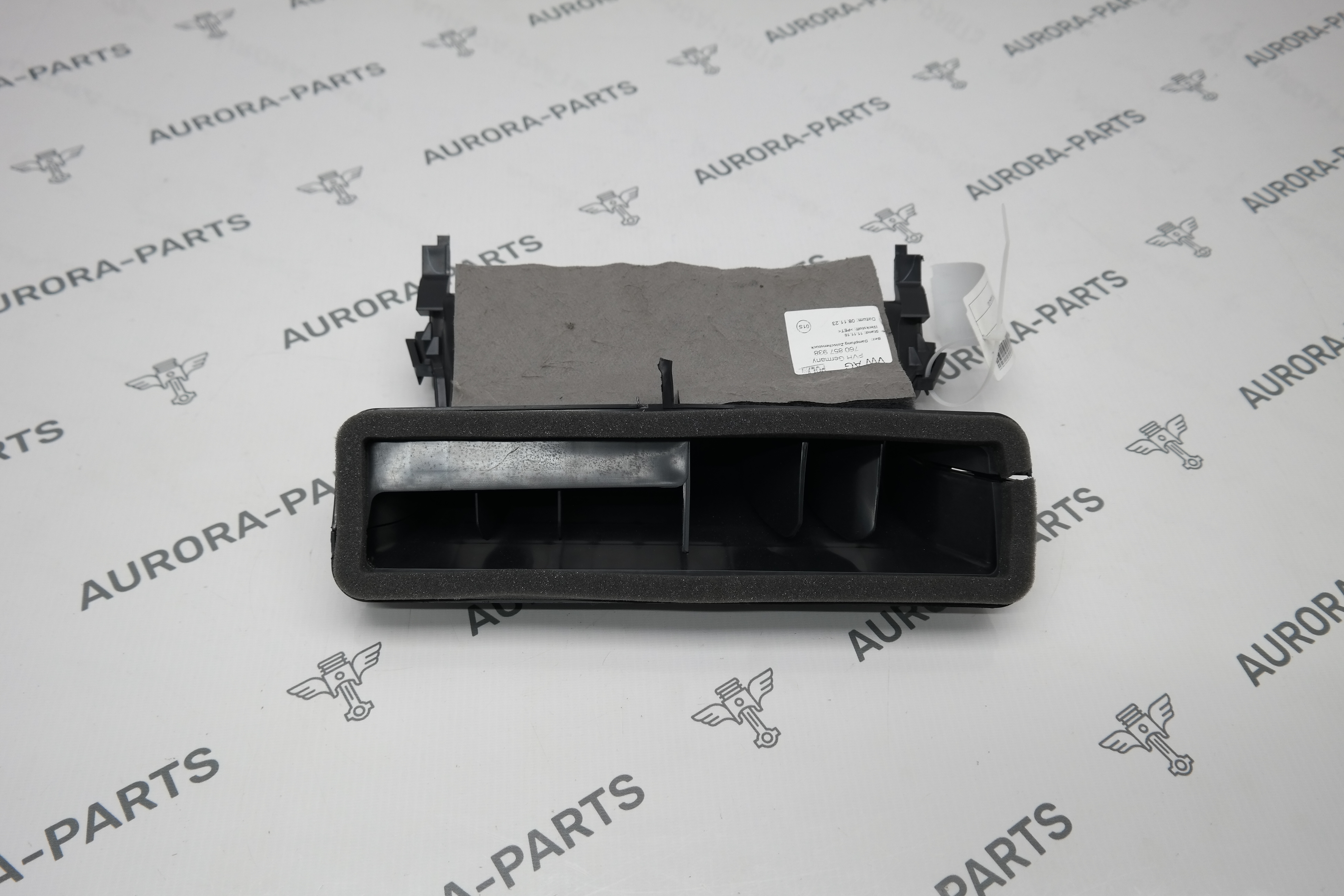 Воздуховод отопителя VW Touareg