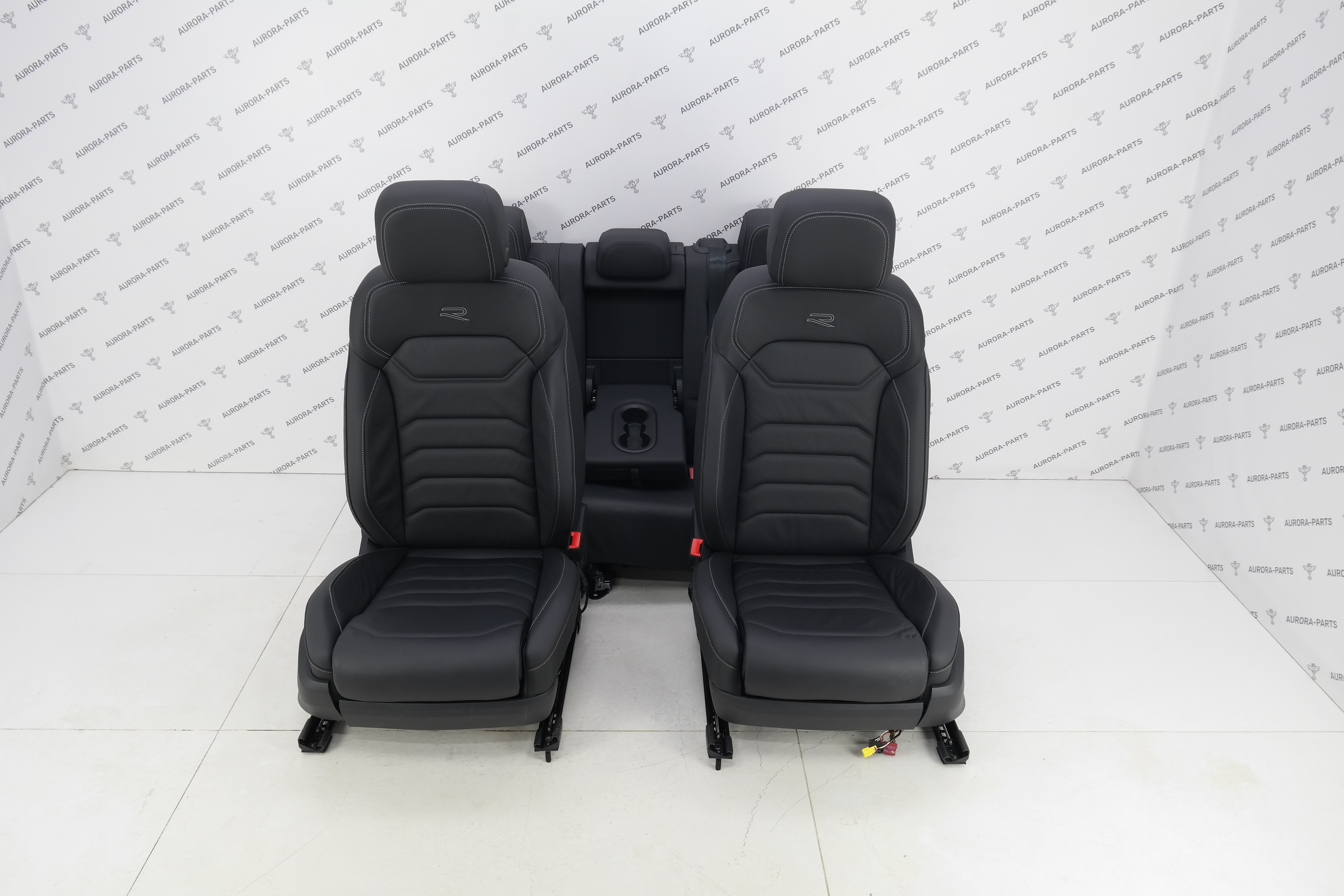 Комплект сидений черная кожа R-Line ergoComfort (Массаж, память, подогрев) VW Touareg