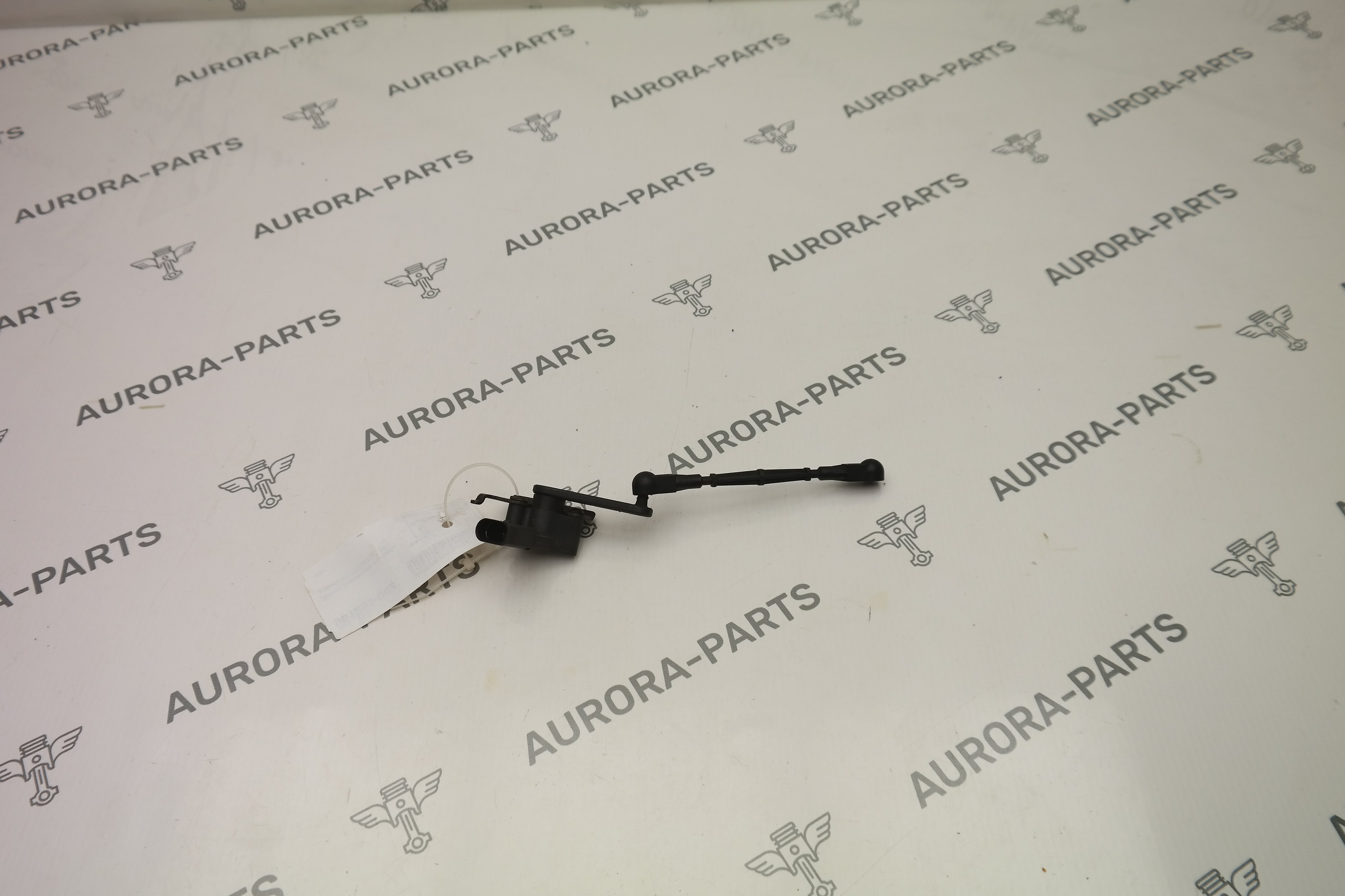 Датчик дорожного просвета задний LH Audi Q7