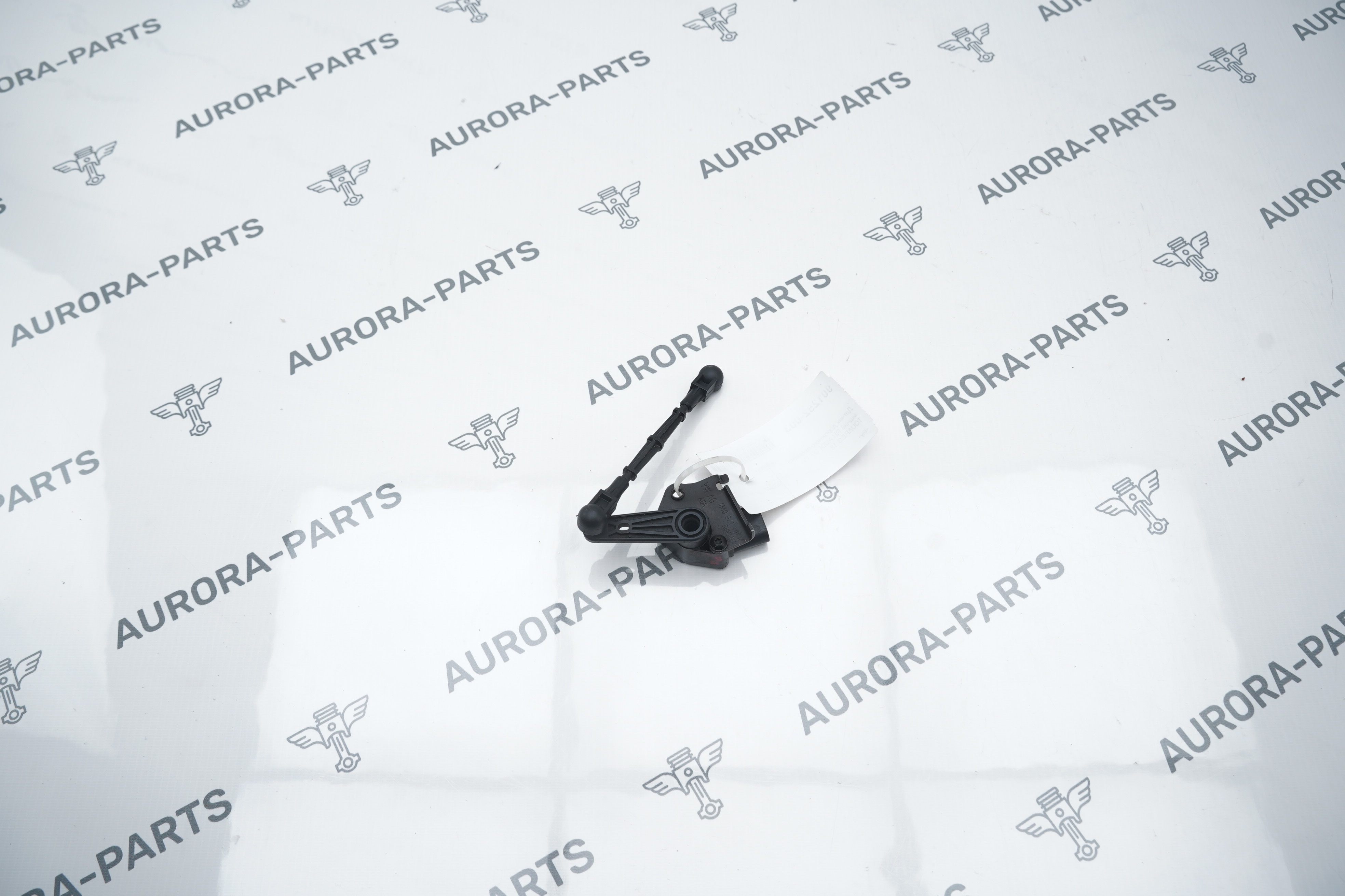 Датчик дорожного просвета задний RH VW Touareg