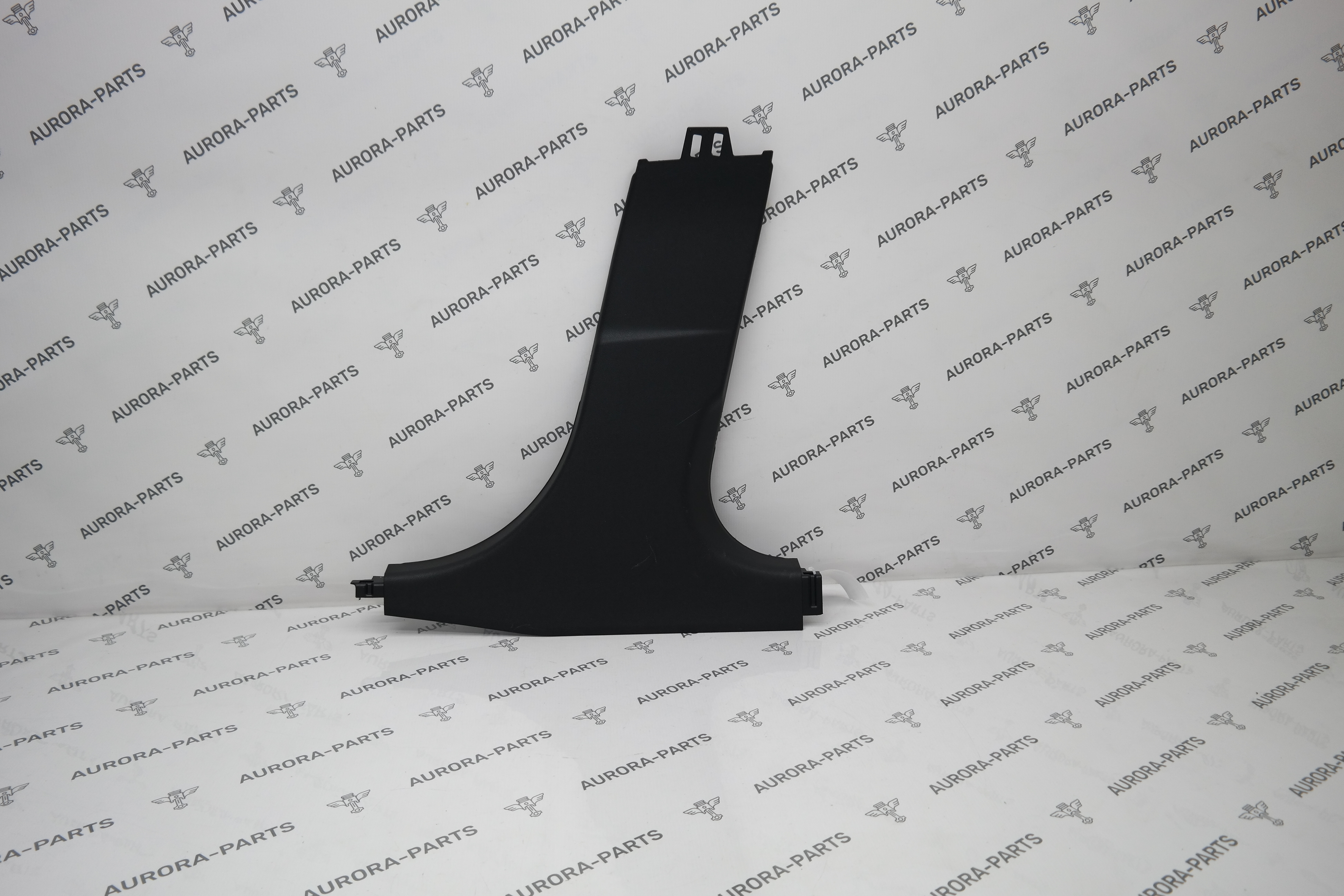 Обшивка стойки B нижняя RH BMW 3-Series