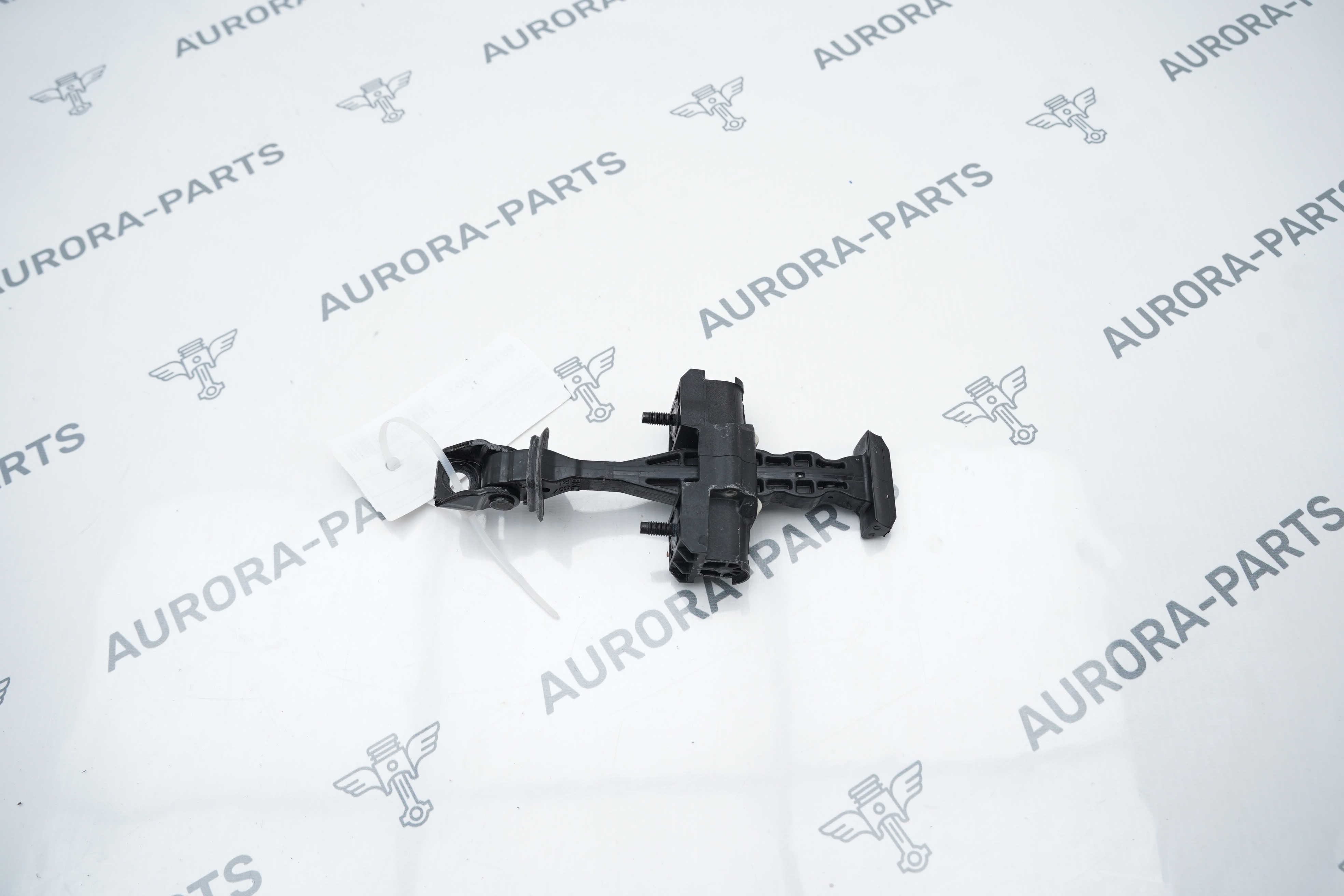 Ограничитель задней двери LH=RH BMW X7