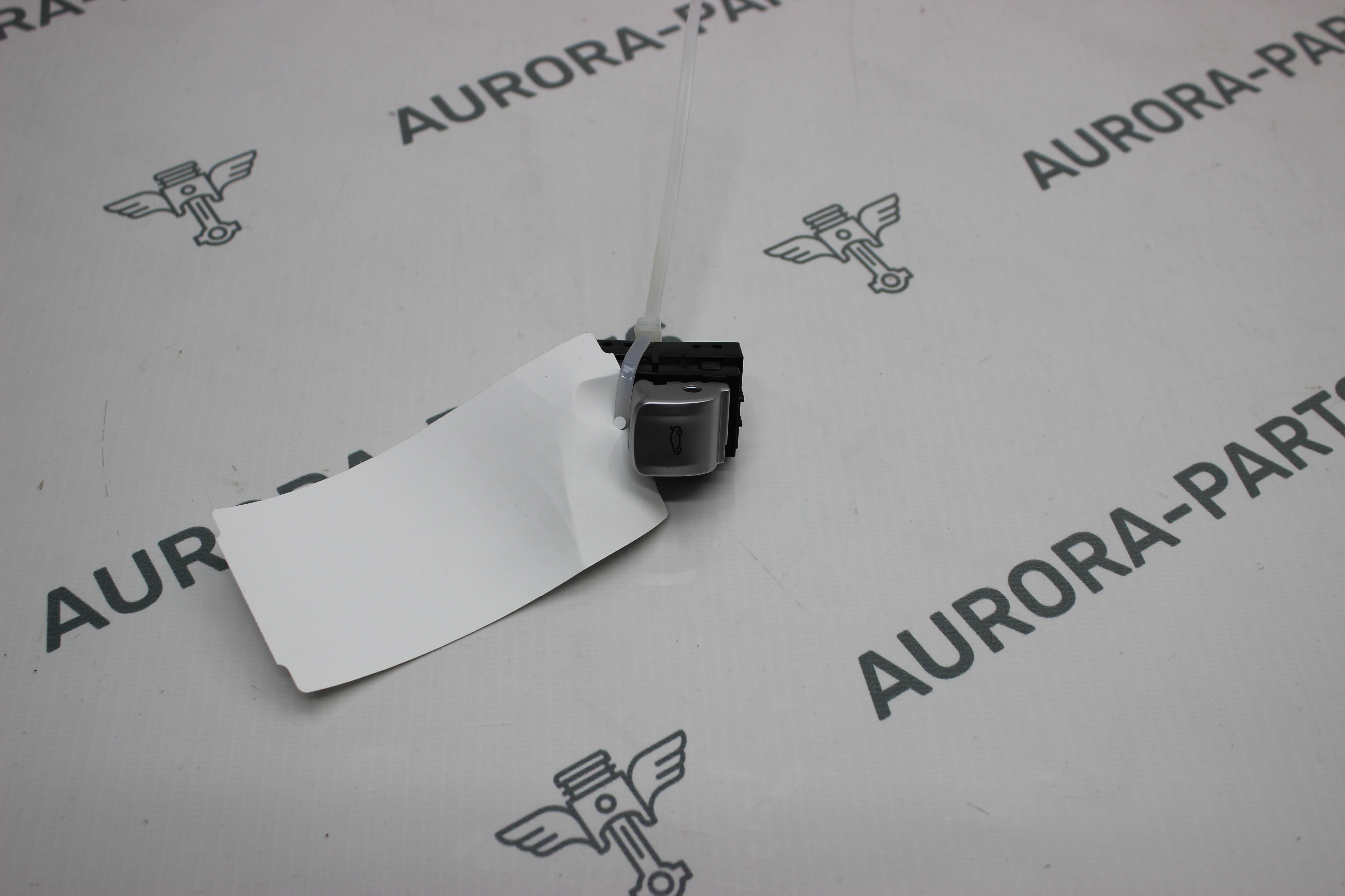 Кнопка открытия багажника BMW X7