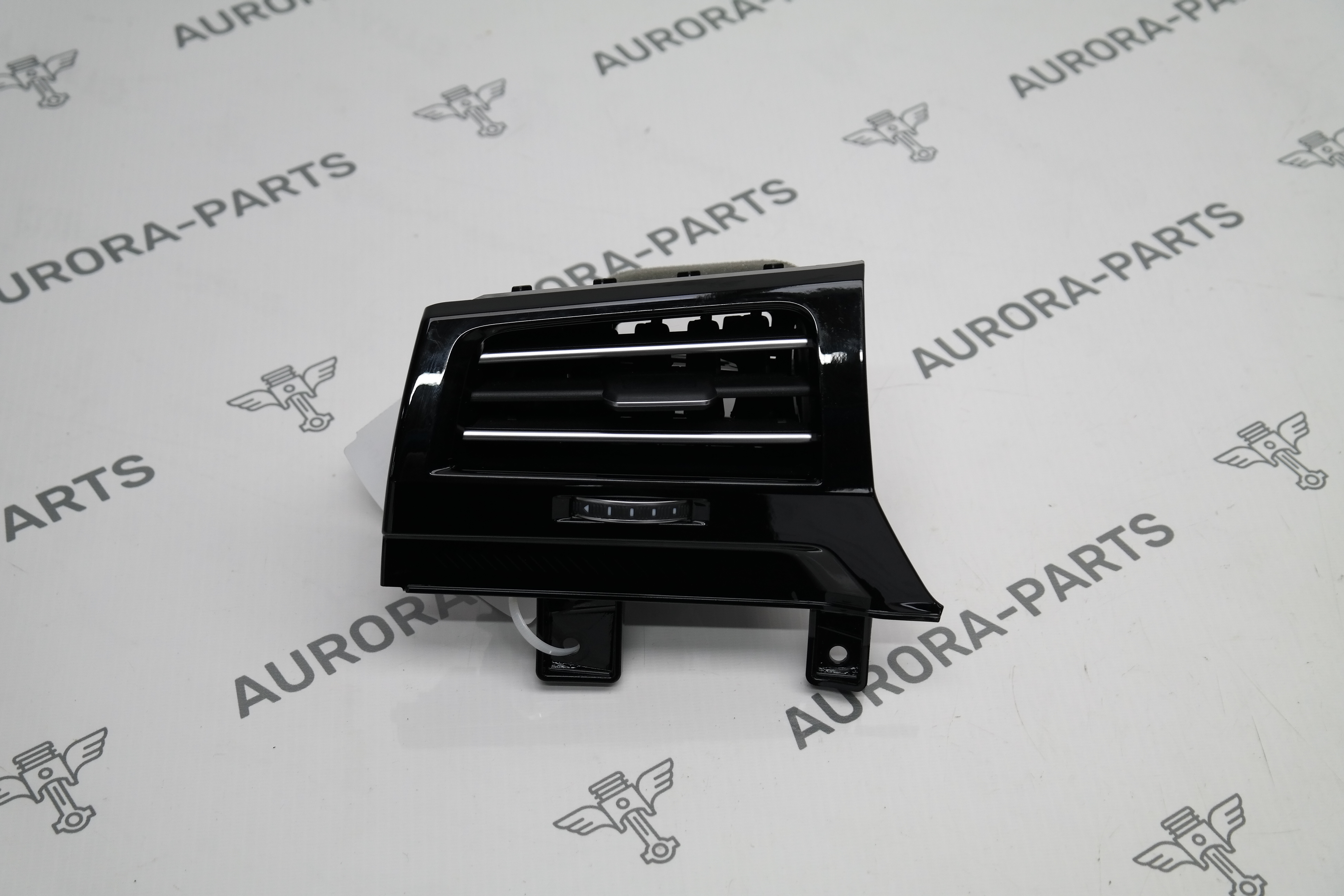 Дефлектор торпеды воздушный LН VW Touareg