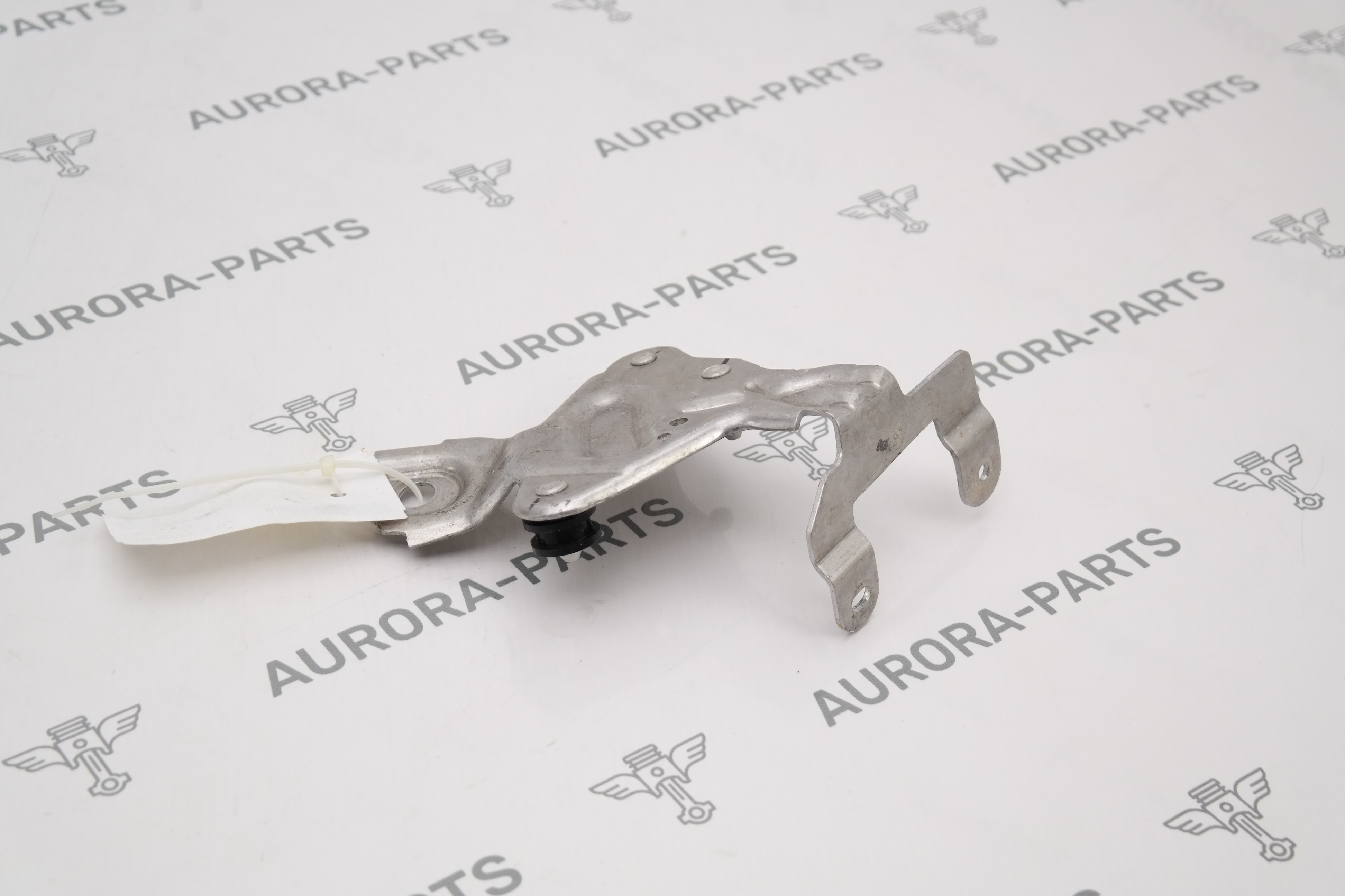 Кронштейн блока ABS VW Touareg