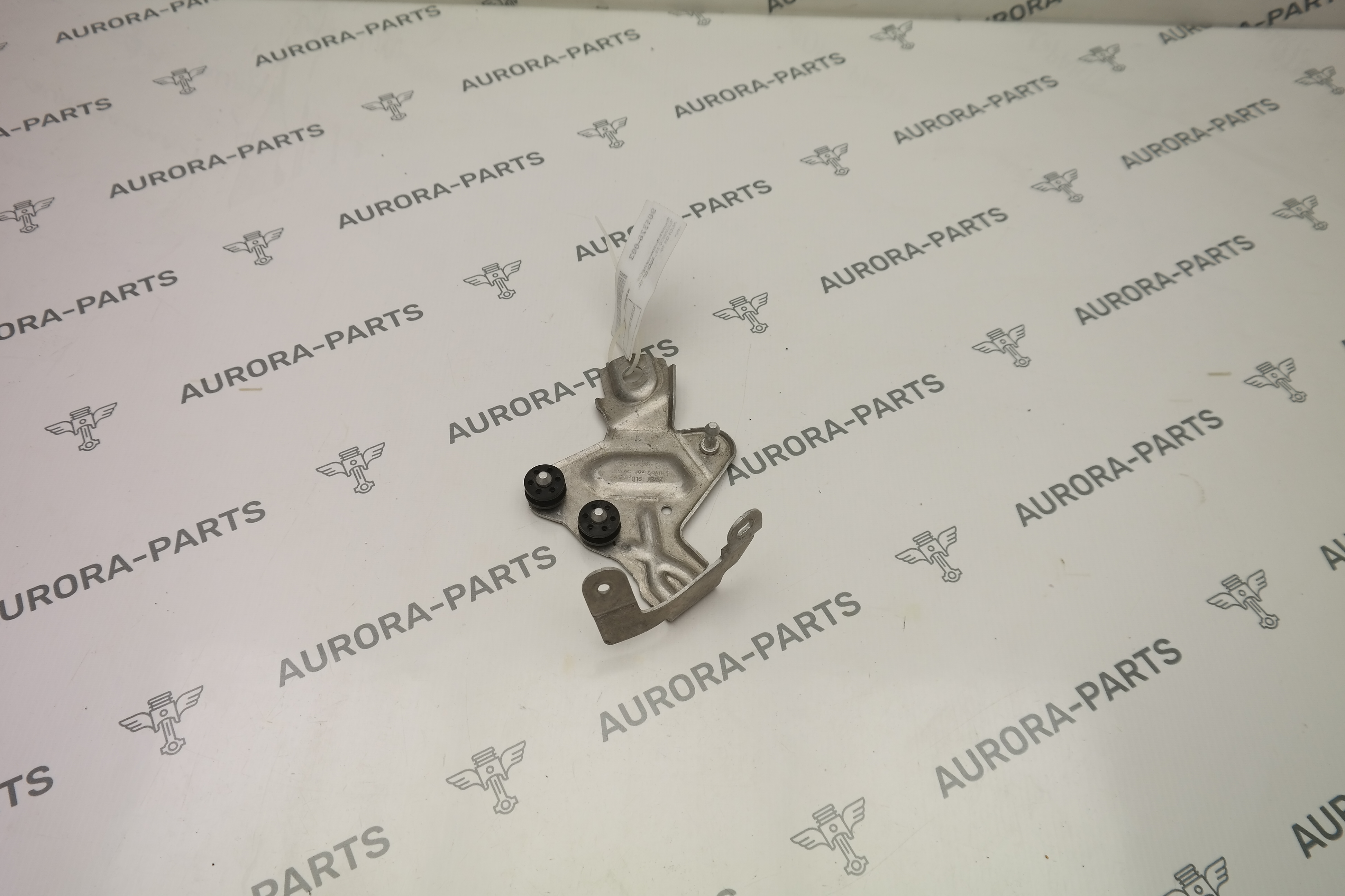 Кронштейн блока ABS VW Touareg