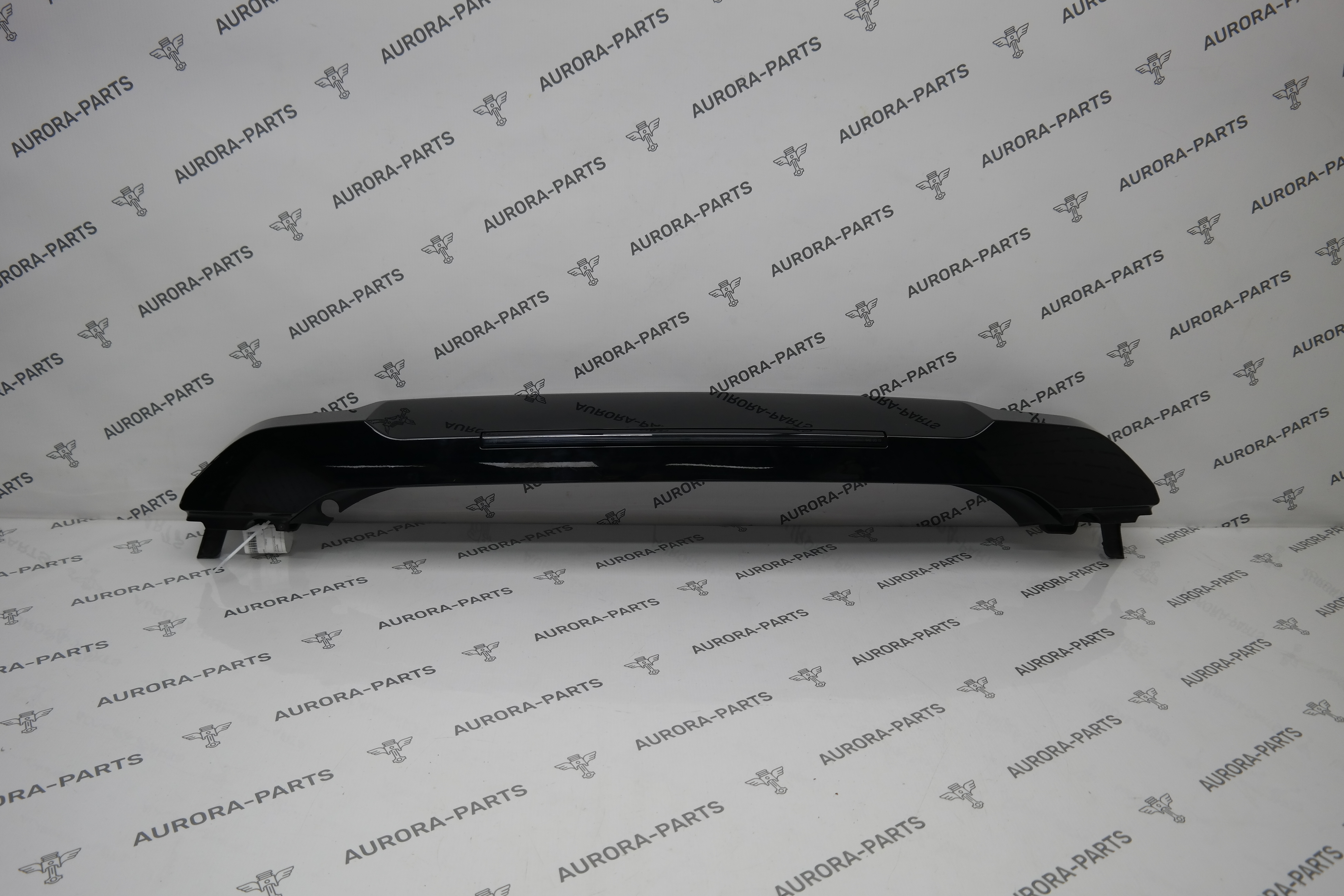 Спойлер крышки багажника с кронштейном Land Rover Defender