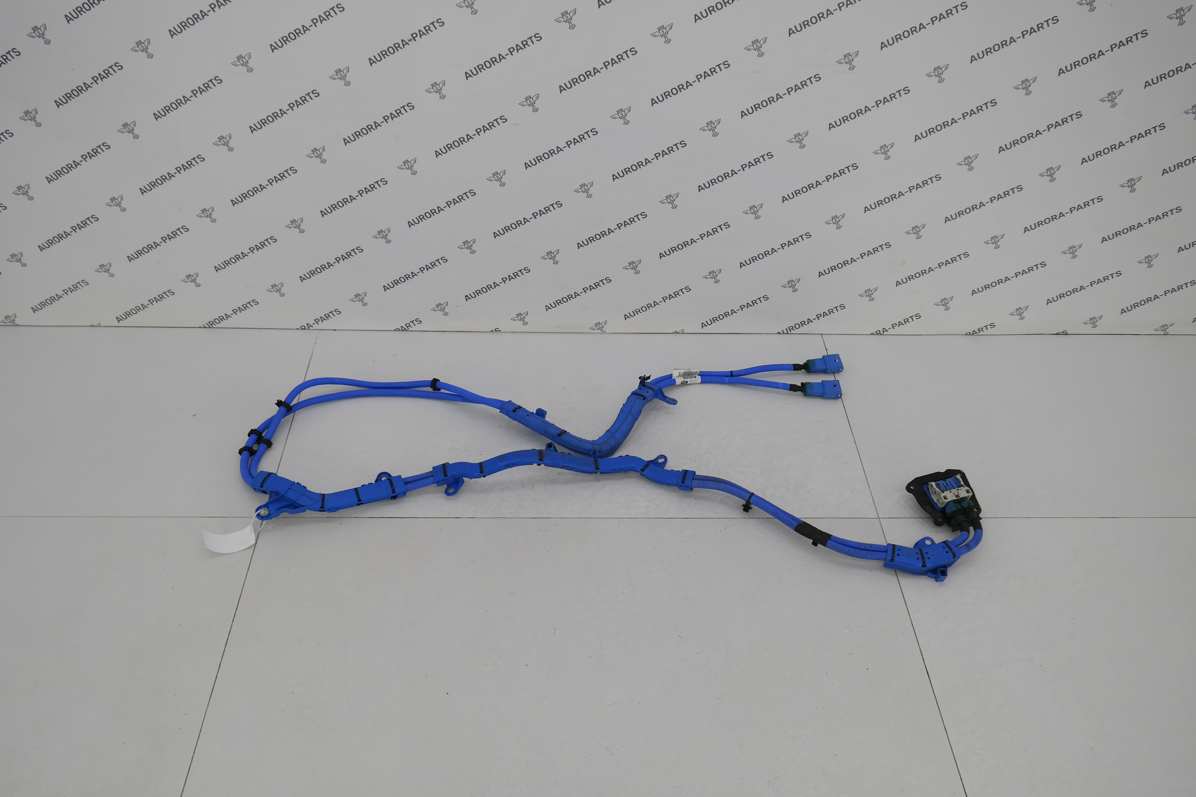 Кабель электрический гибридной батареи (от АКБ до распределителя тока) Land Rover Defender