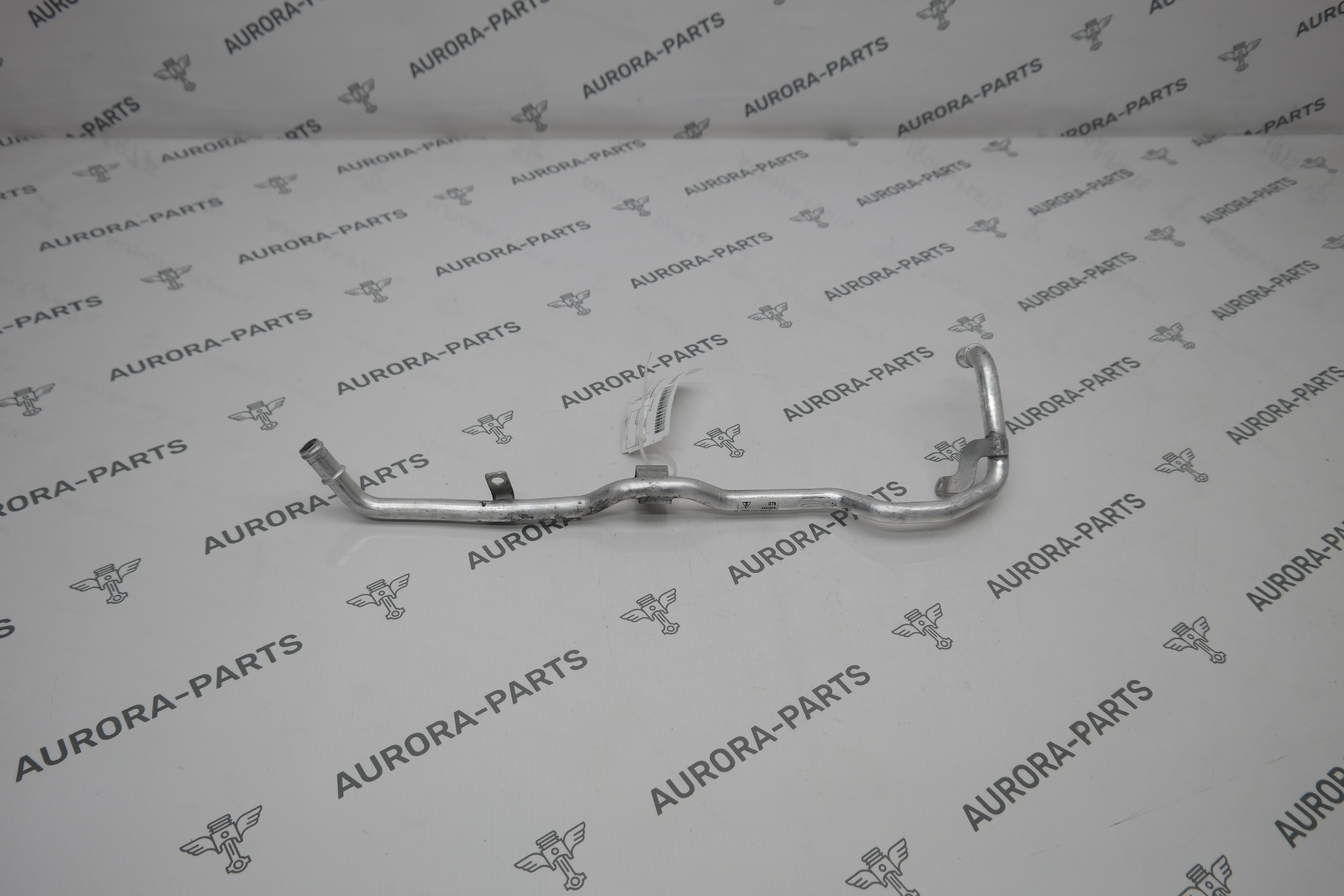 Трубка системы охлаждения VW Touareg