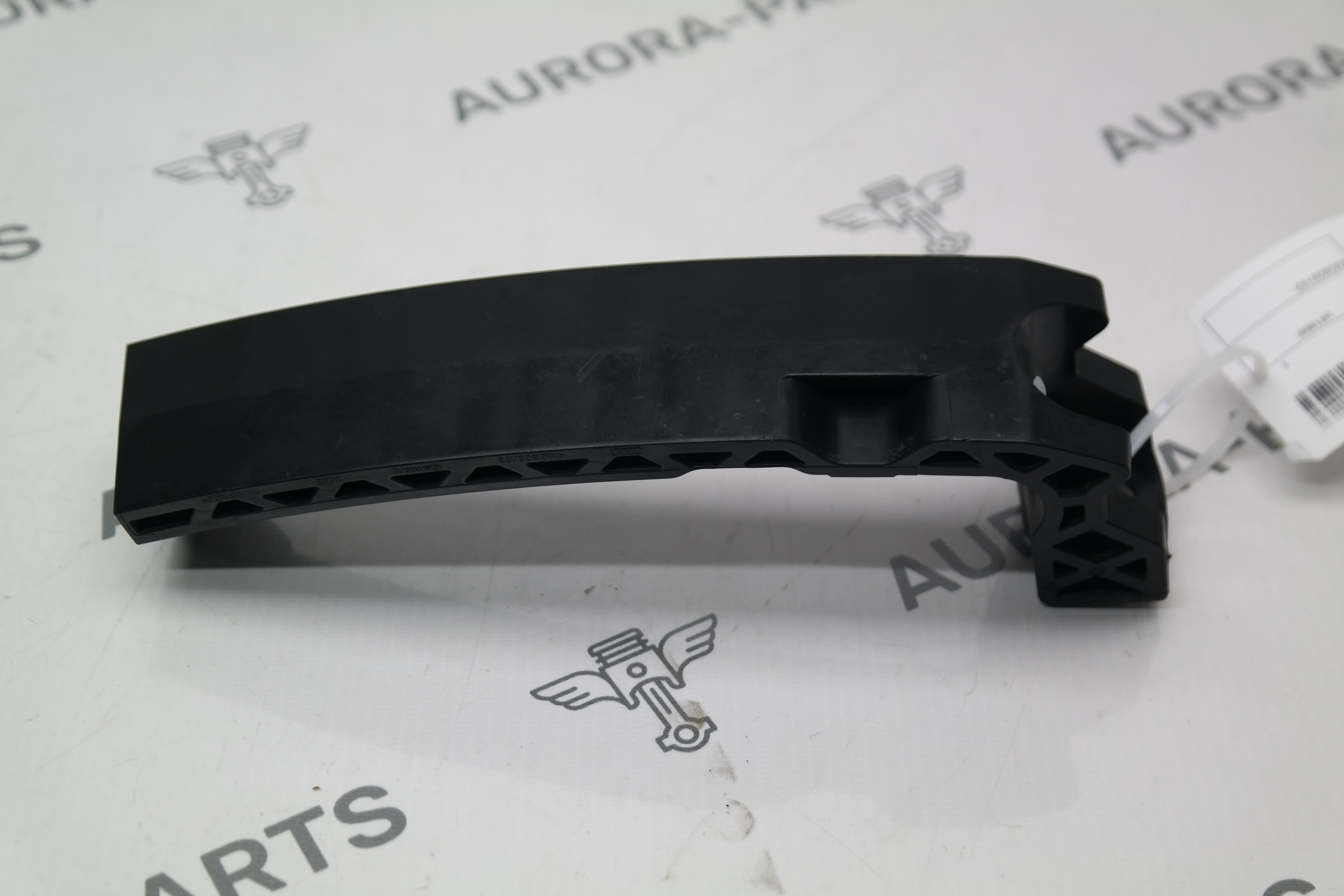 Кронштейн панели радиатора Porsche Cayenne