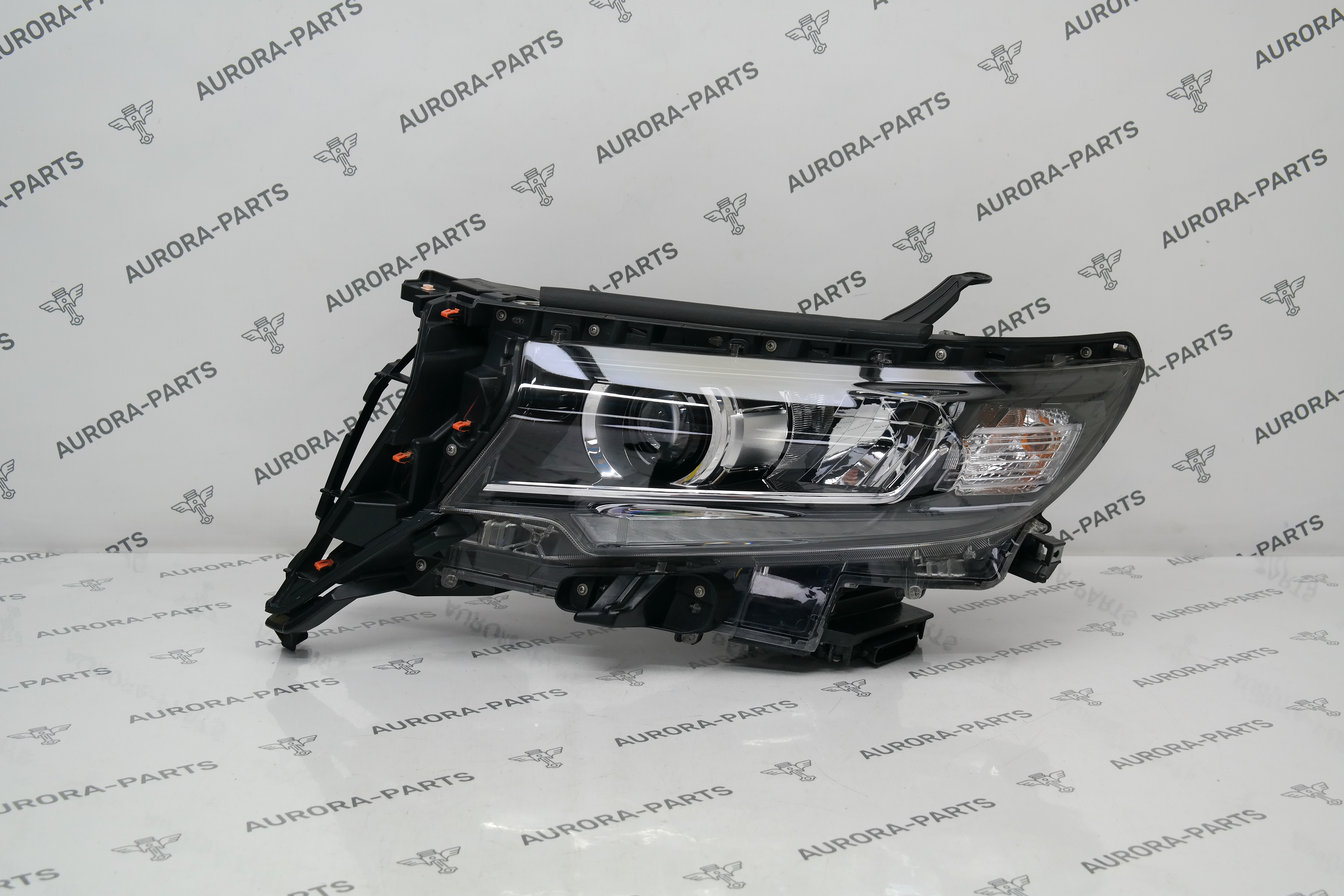 Фара светодиодная в сборе LH Toyota Land Cruiser Prado 1GDFTV