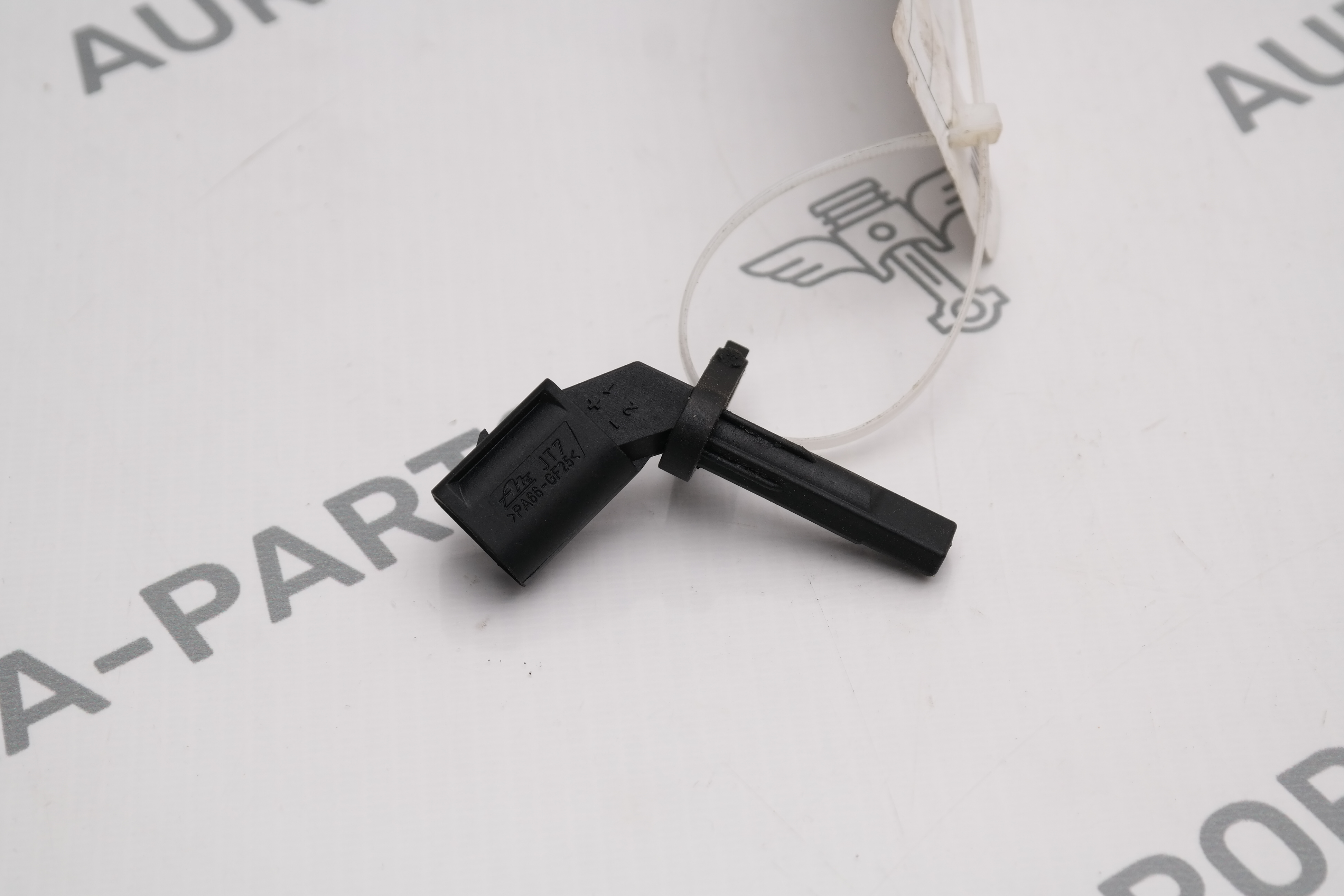 Датчик ABS RH Porsche Macan