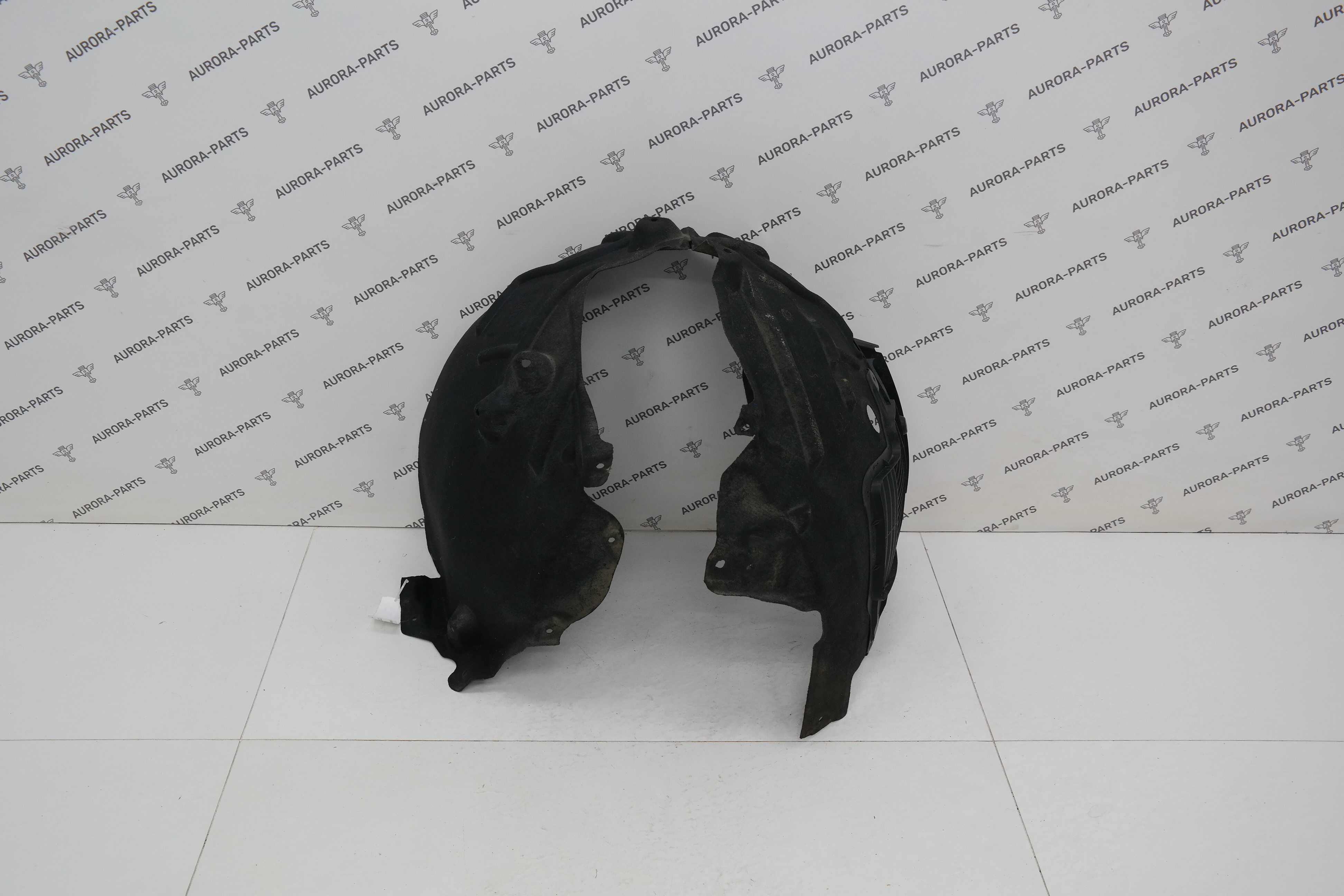 Подкрылок передний LH Porsche Cayenne