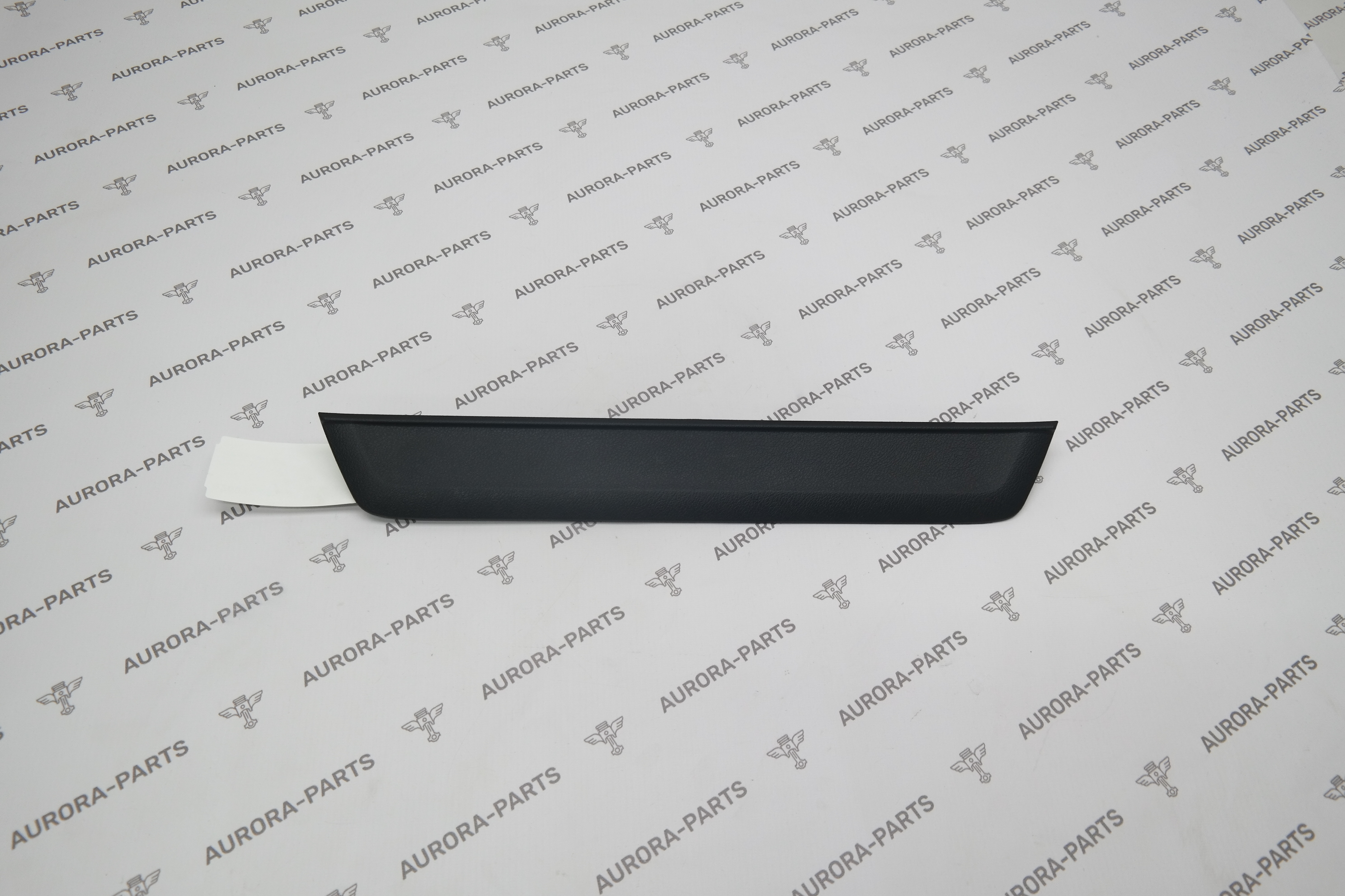 Накладка переднего порога внутренняя LH Lexus RX