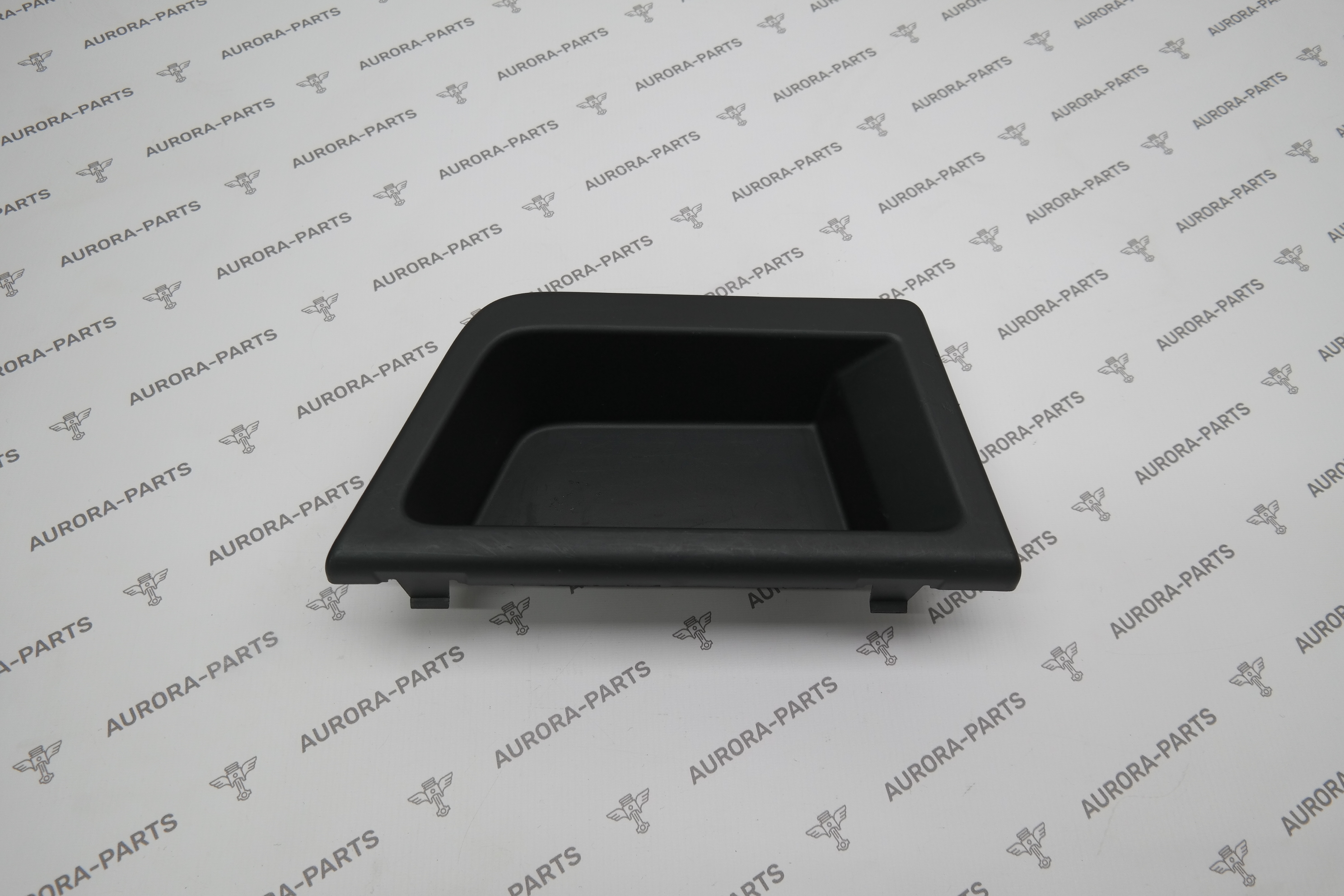 Ящик для мелочей в багажнике Volvo XC90