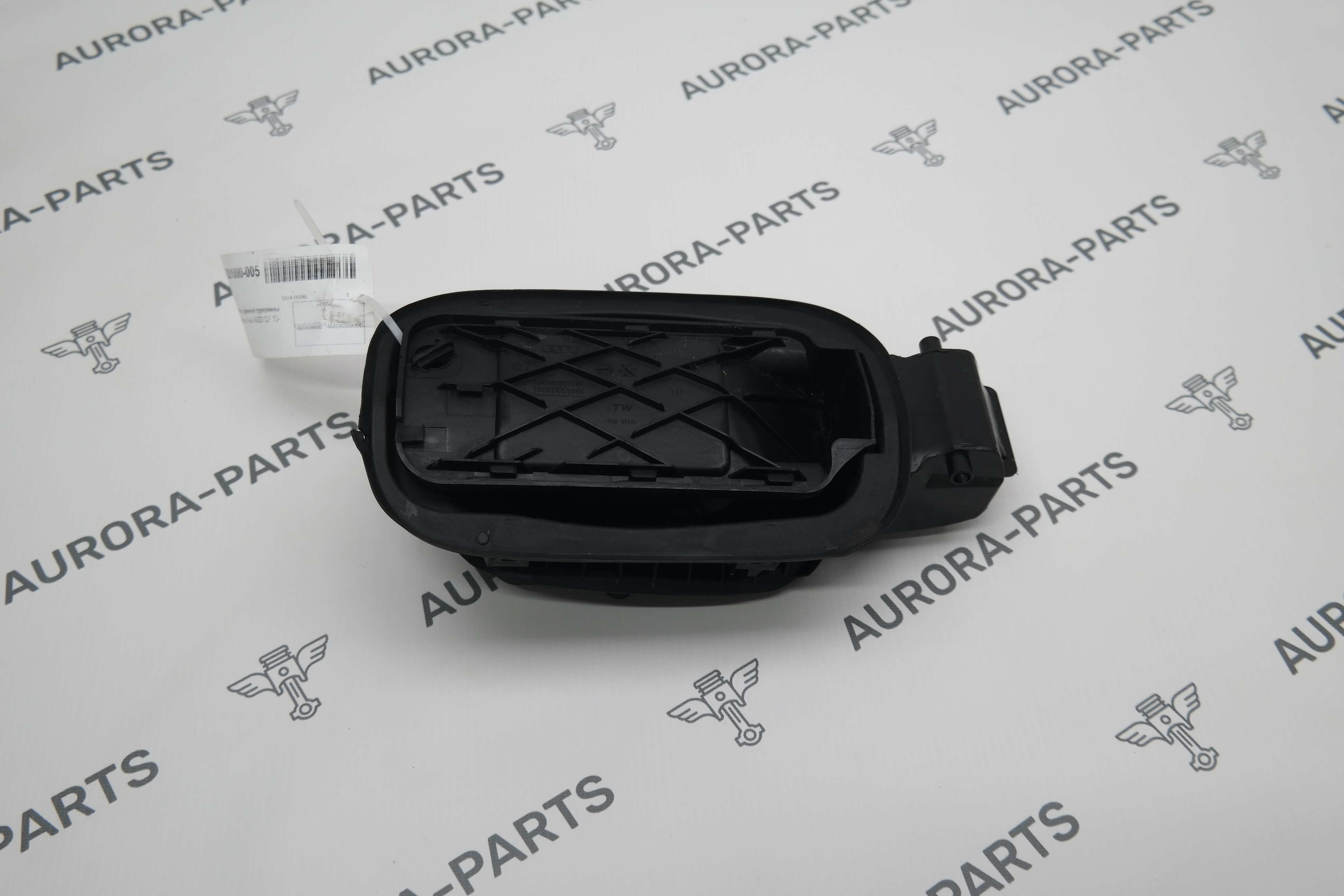 Колодец заливной горловины топливного бака Audi Q7